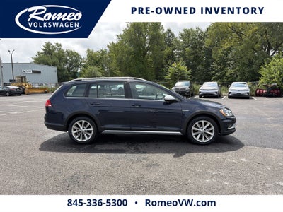 2017 Volkswagen Golf Alltrack TSI S 4Motion