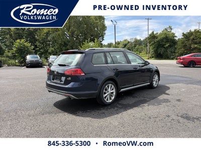 2017 Volkswagen Golf Alltrack TSI S 4Motion