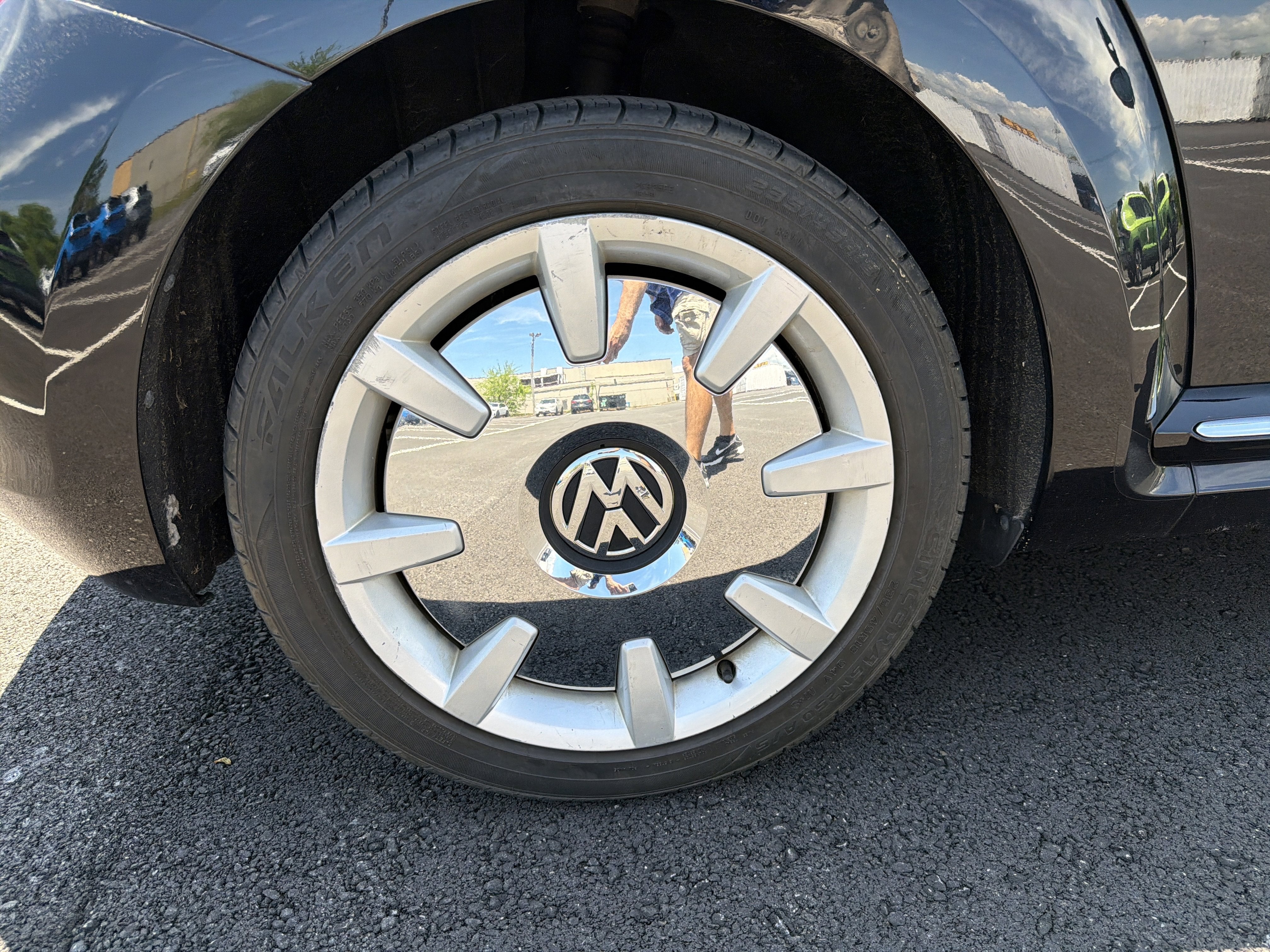 2013 Volkswagen Beetle 2.0T Fender Edition