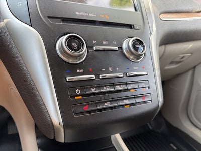 2019 Lincoln MKC Select