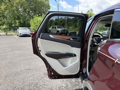 2019 Lincoln MKC Select