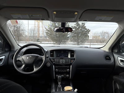 2019 Nissan Pathfinder S
