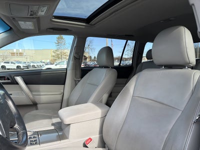 2013 Toyota Highlander Base Plus V6