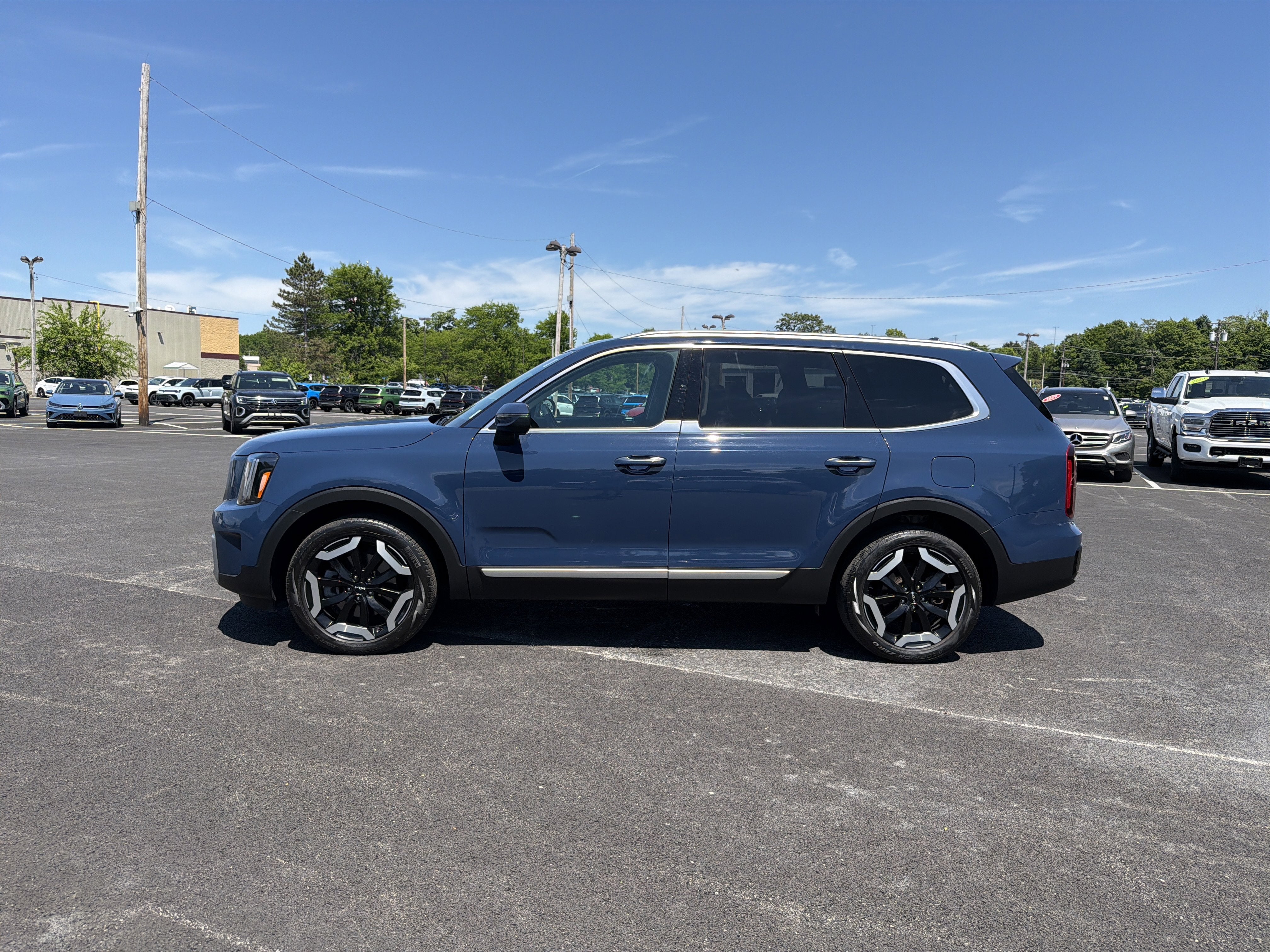 2024 Kia Telluride S