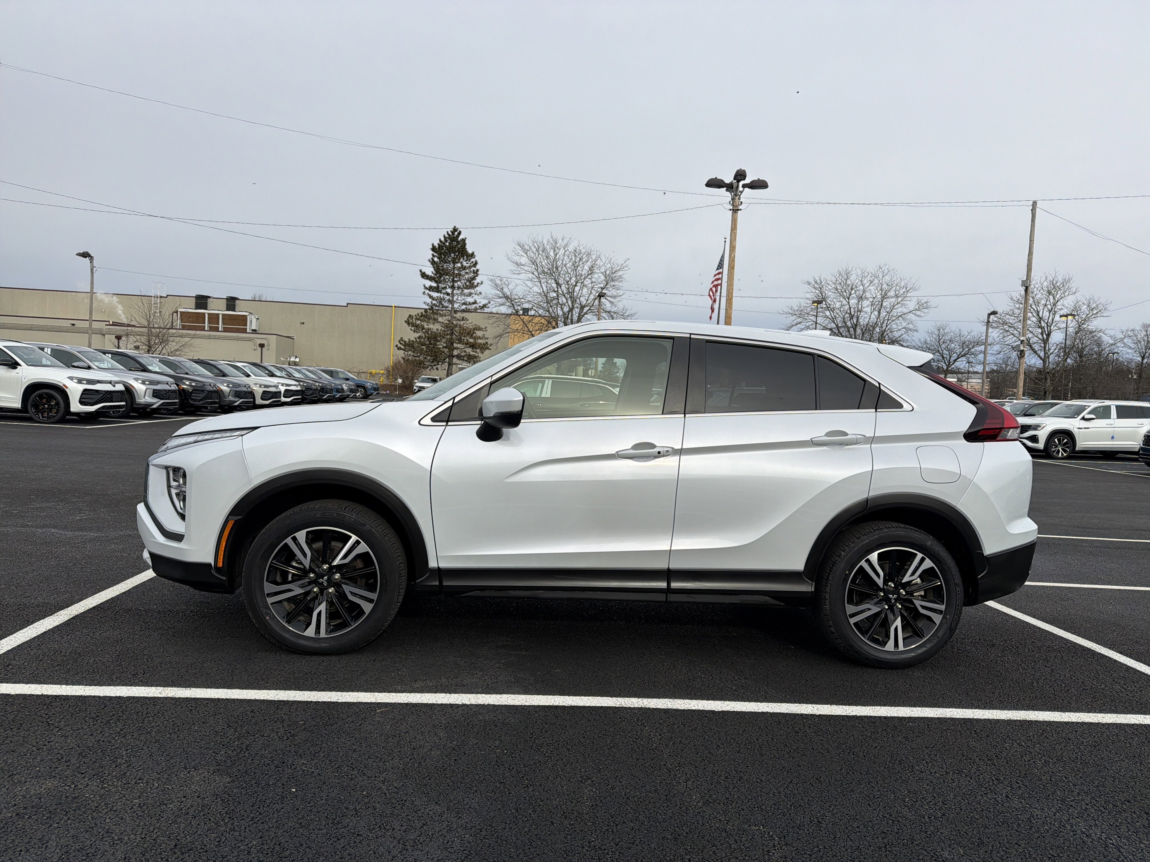 2024 Mitsubishi Eclipse Cross SE