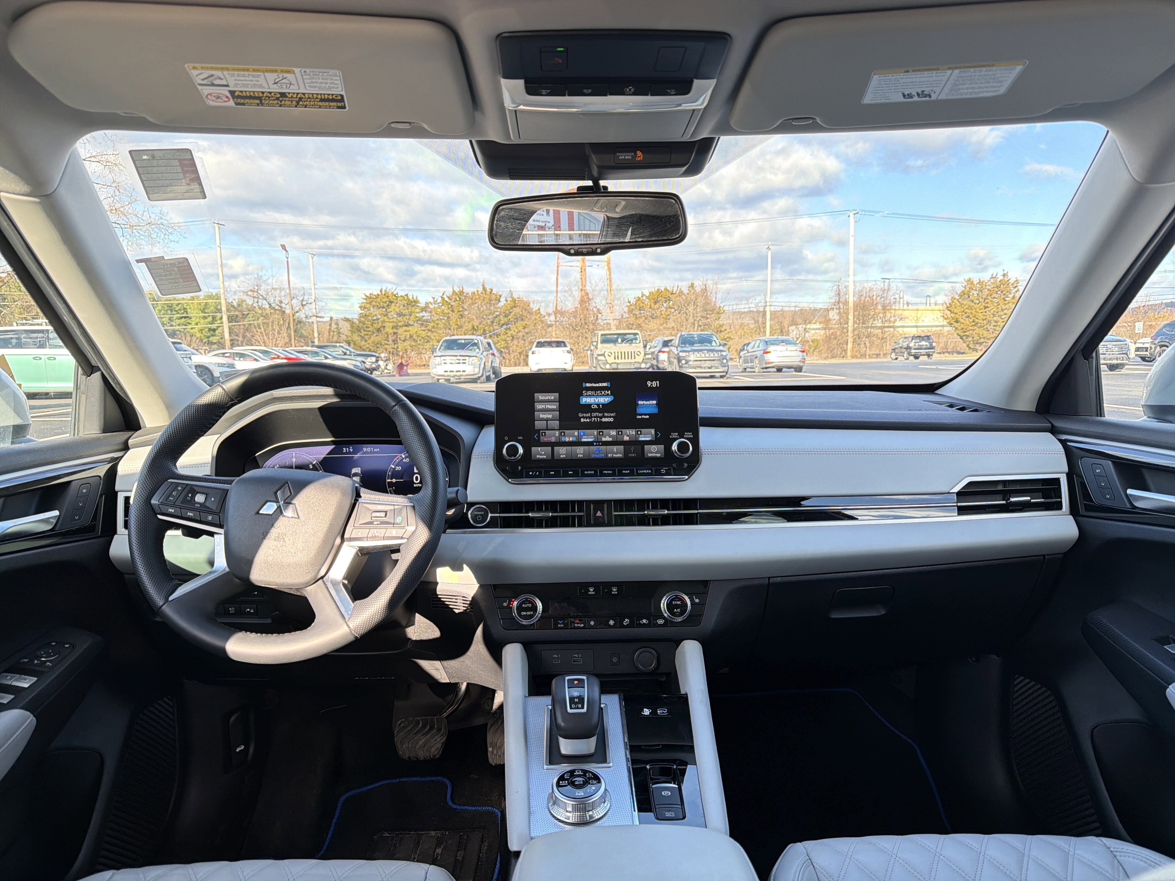 2023 Mitsubishi Outlander PHEV Base