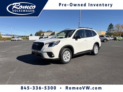 2023 Subaru Forester Base