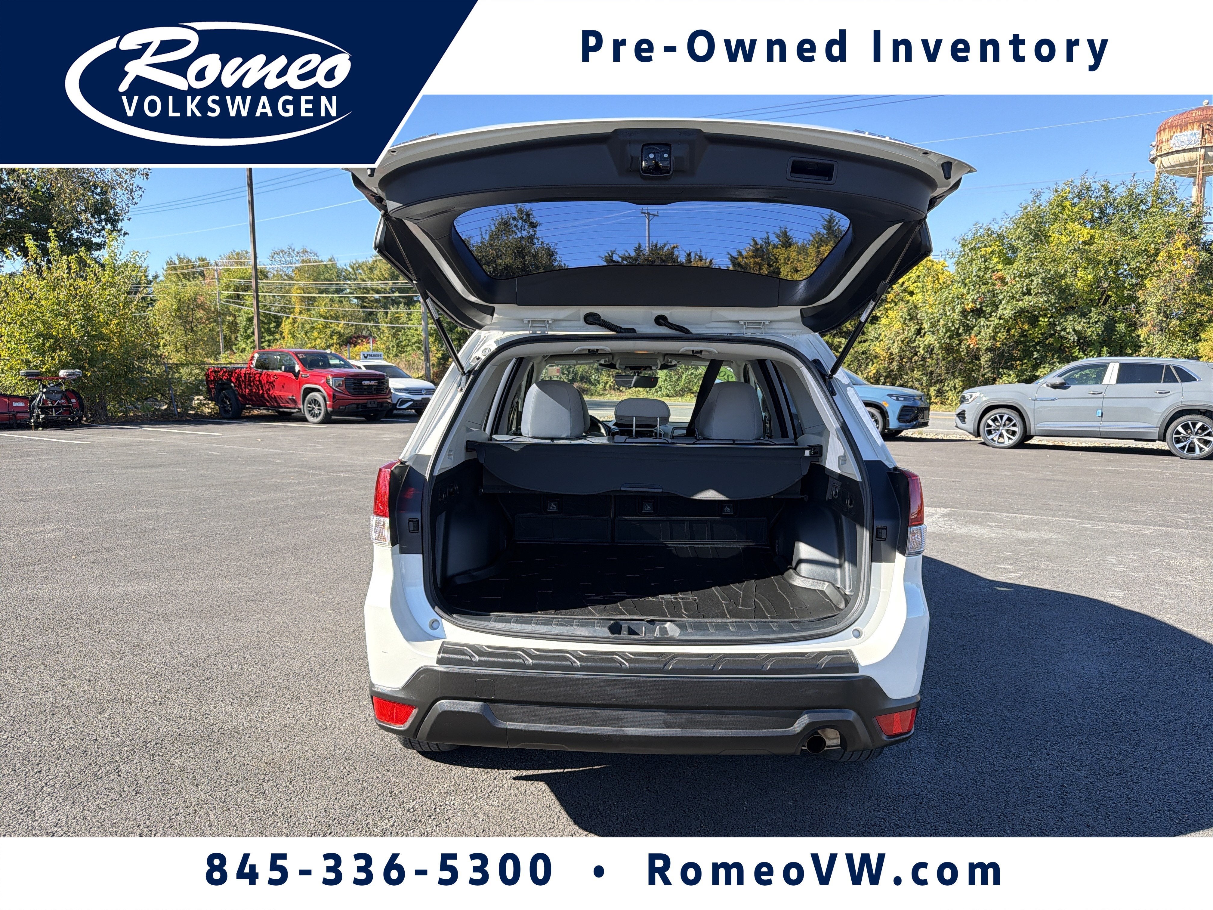2023 Subaru Forester Base