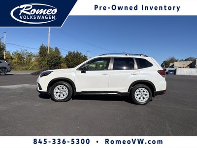 2023 Subaru Forester Base