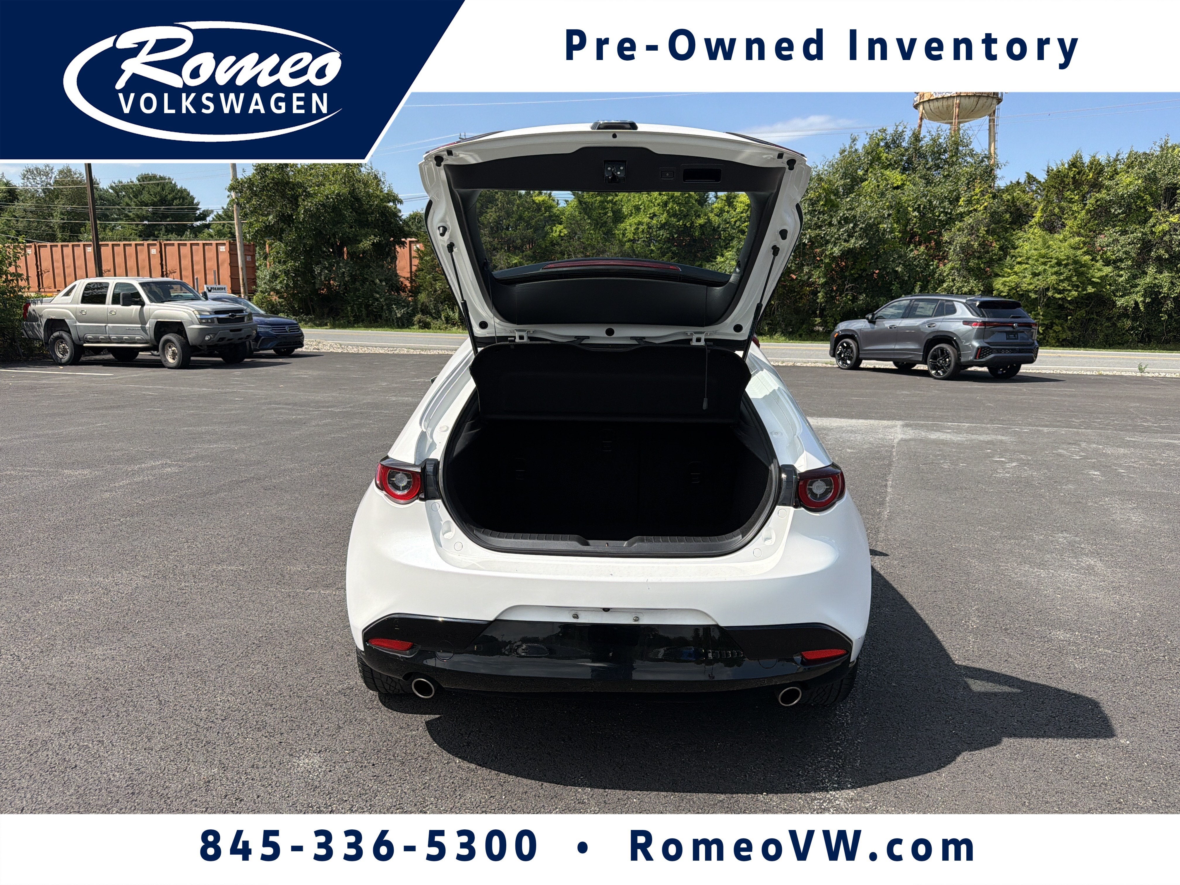 2023 Mazda Mazda3 2.5 S Preferred Package