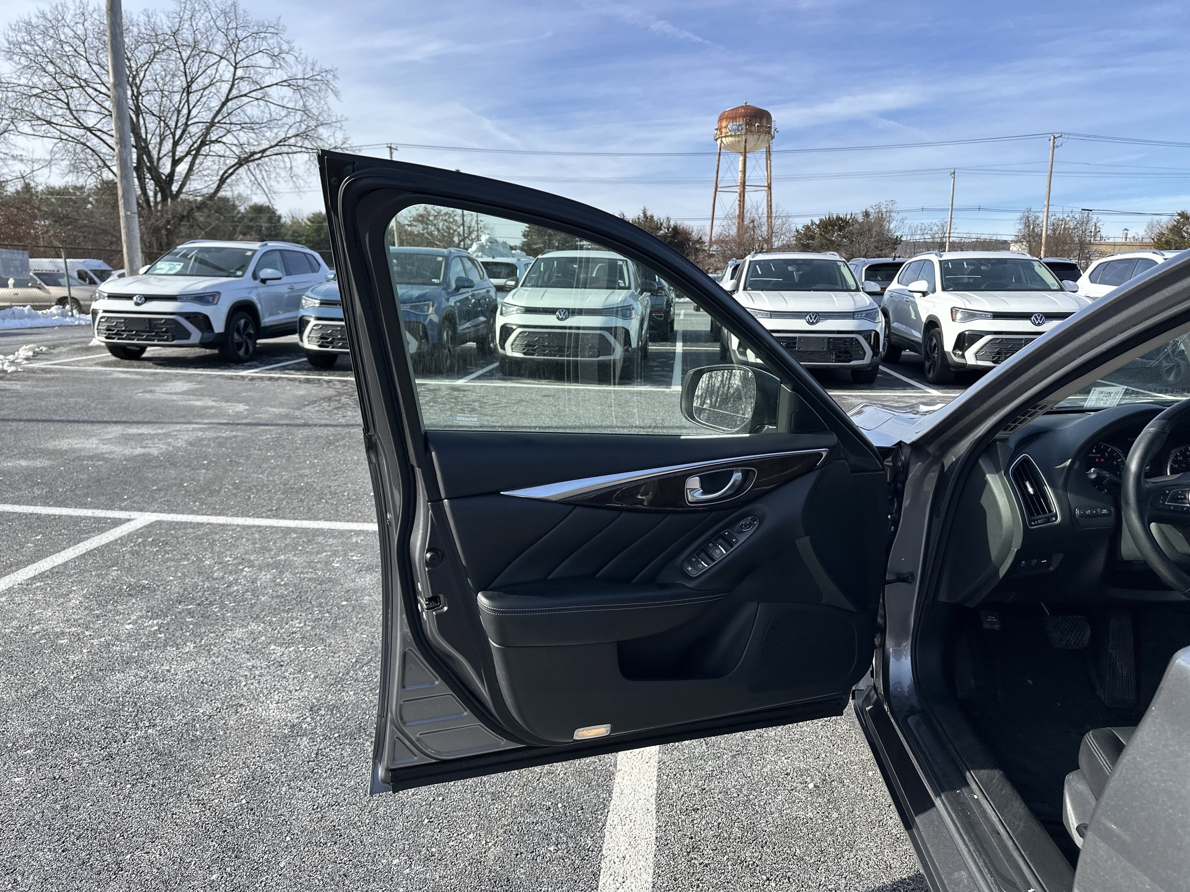 2018 INFINITI Q50 2.0t LUXE