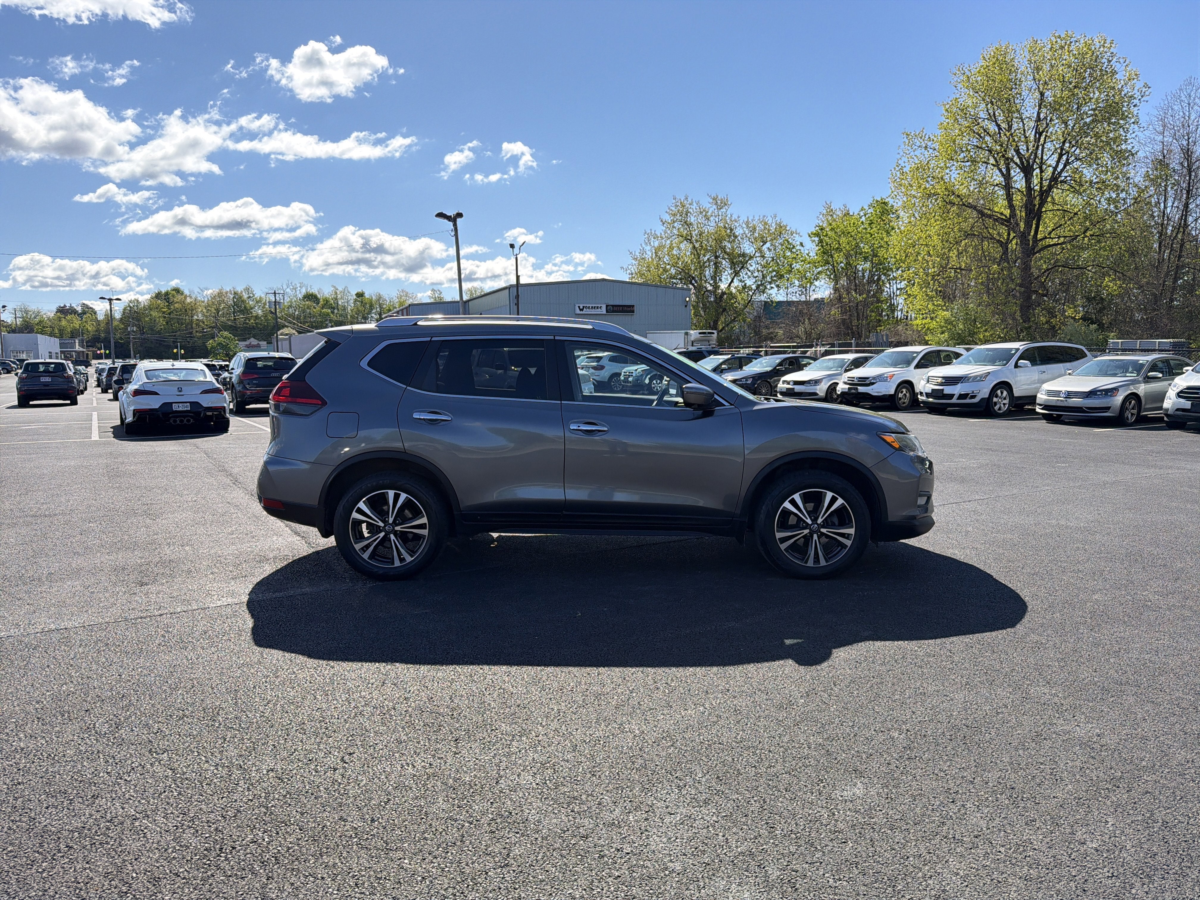 2020 Nissan Rogue SV