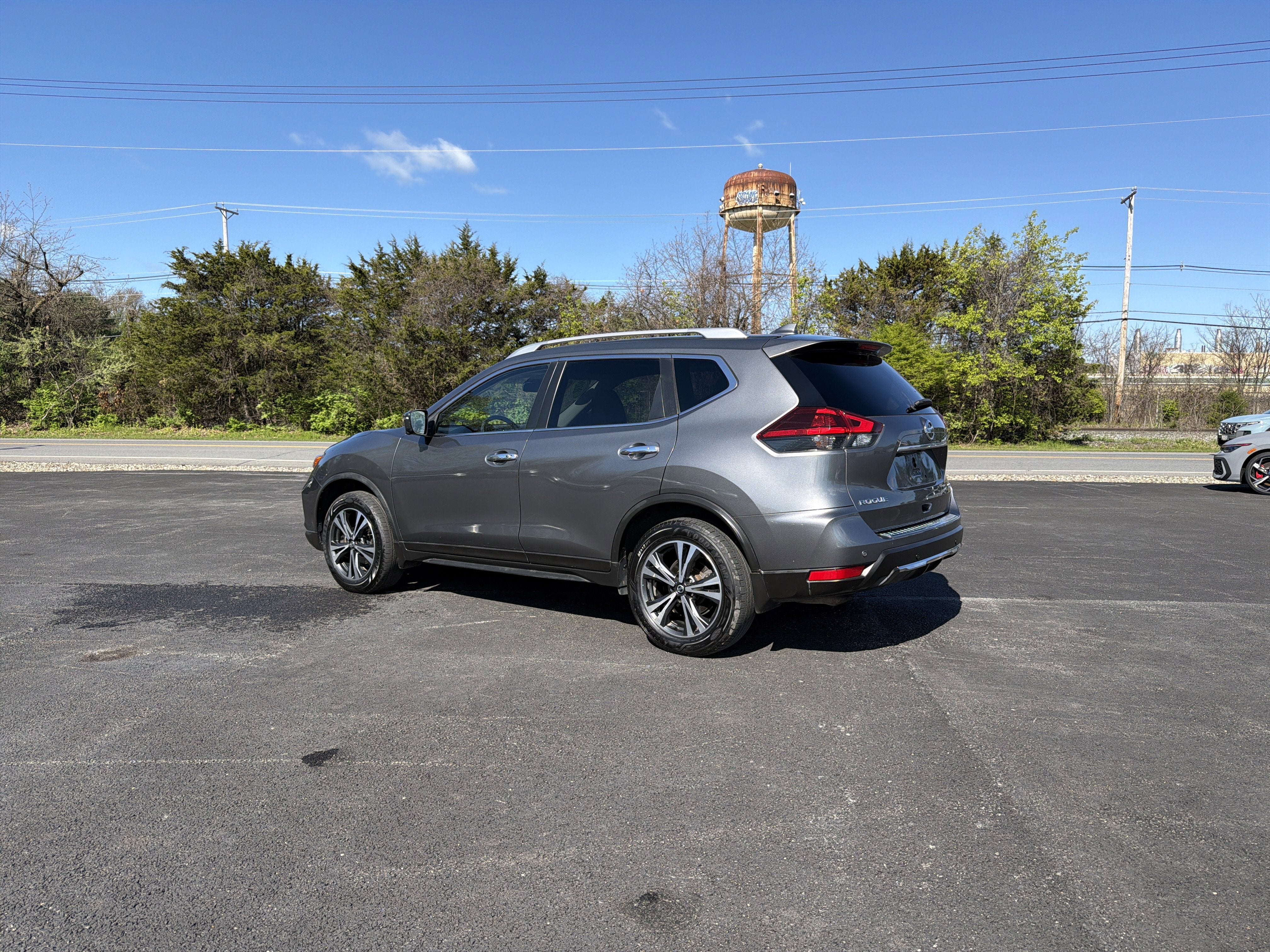 2020 Nissan Rogue SV