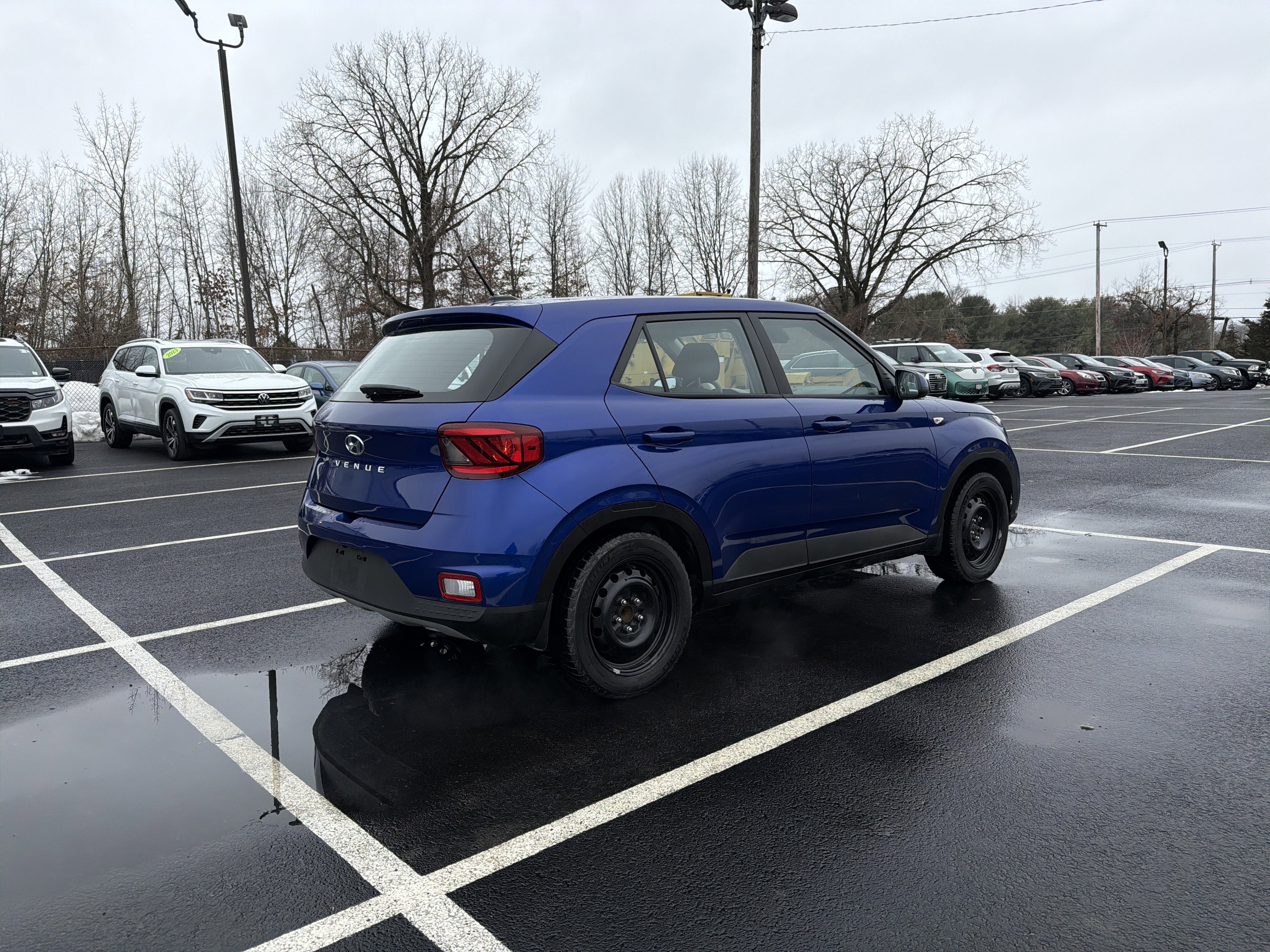 2023 Hyundai Venue SE