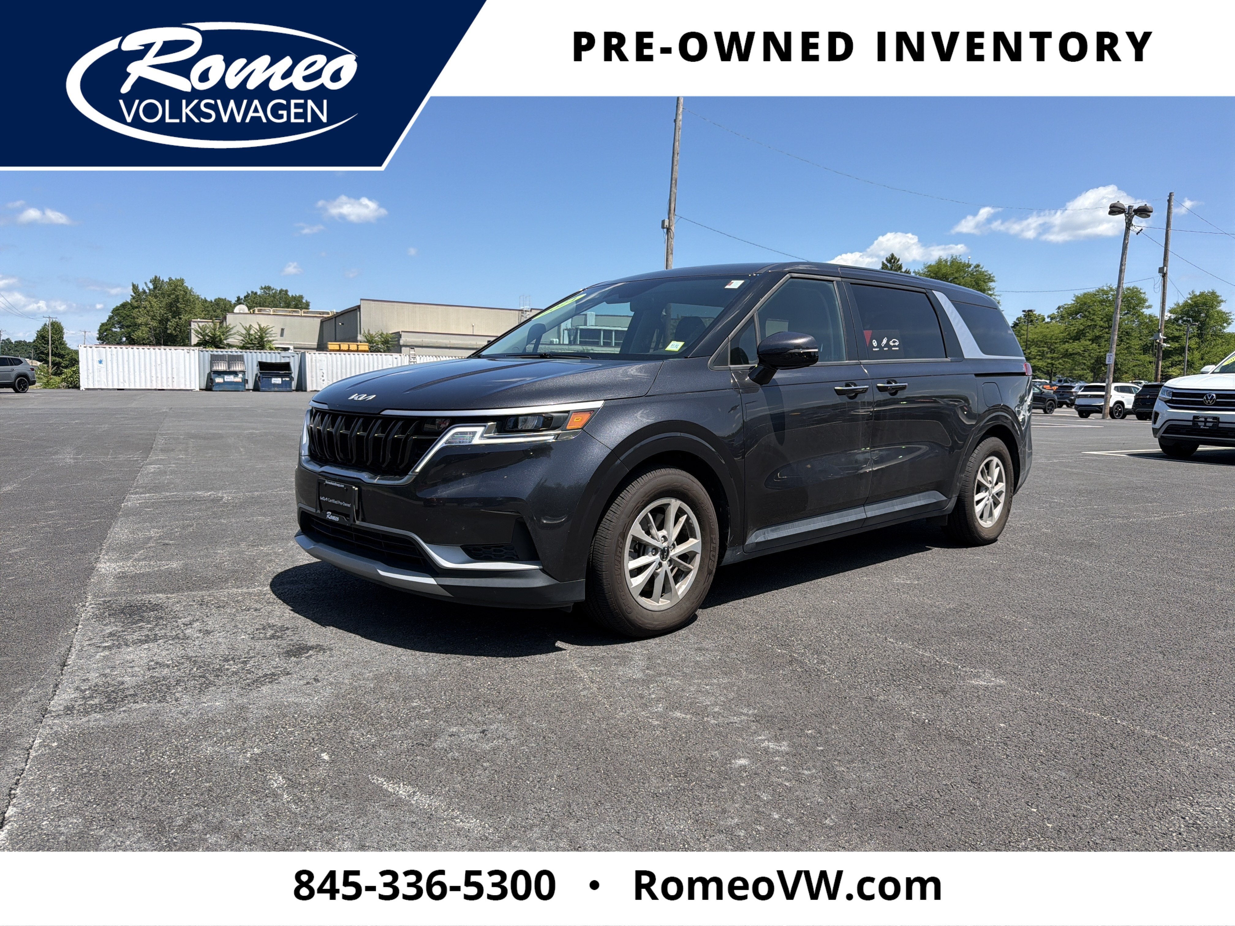 2024 Kia Carnival LX
