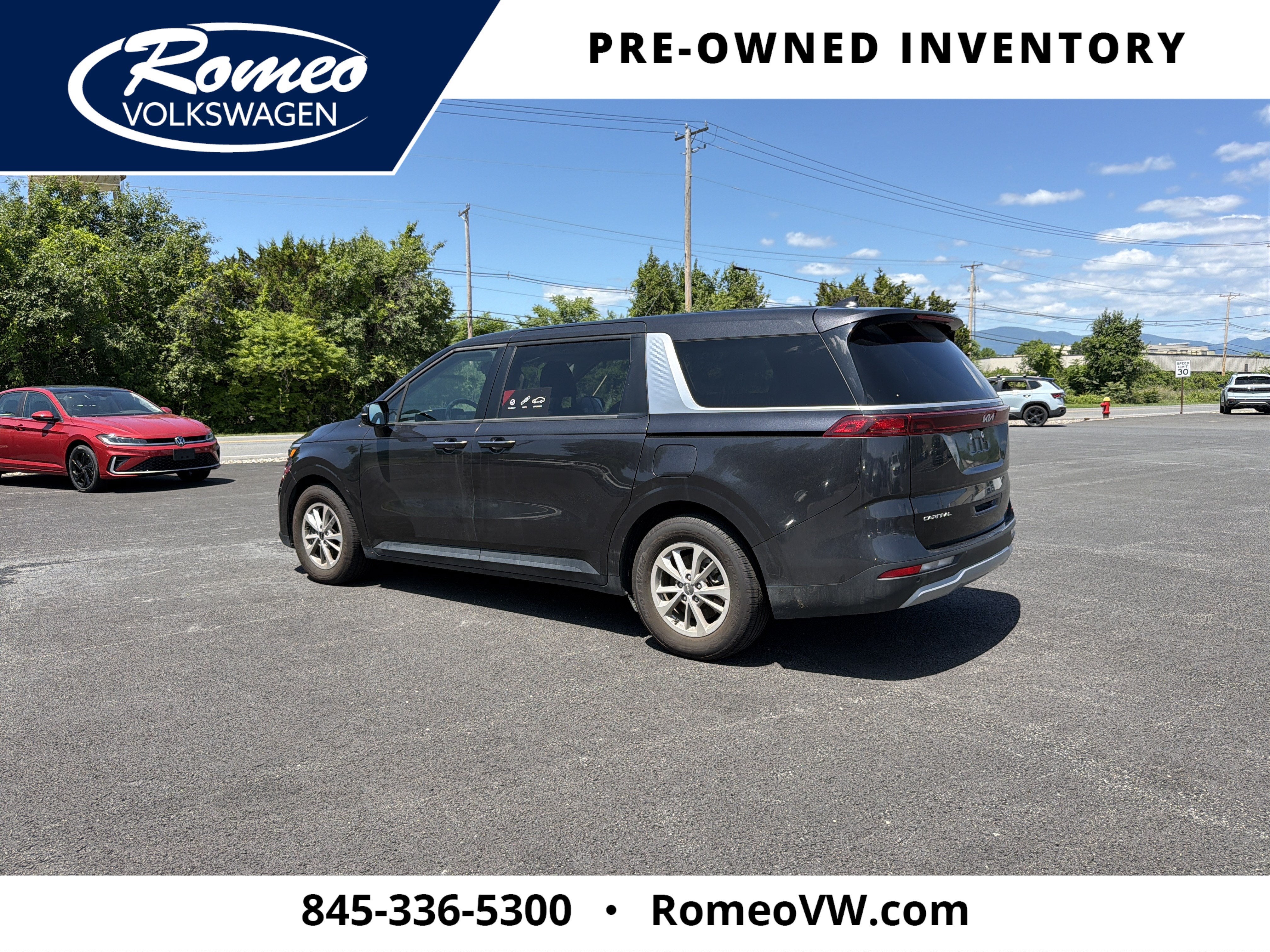 2024 Kia Carnival LX