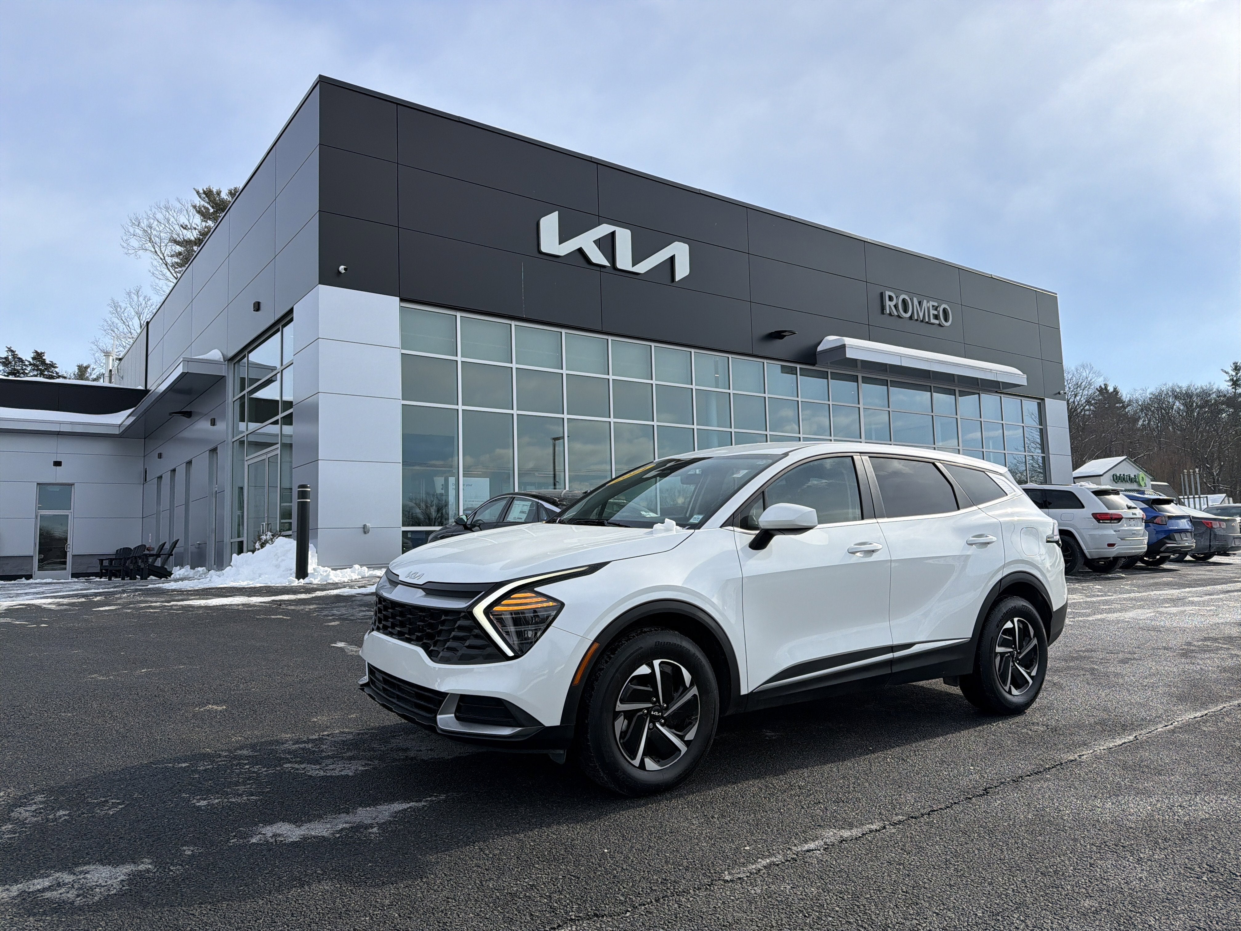 2024 Kia Sportage Hybrid LX