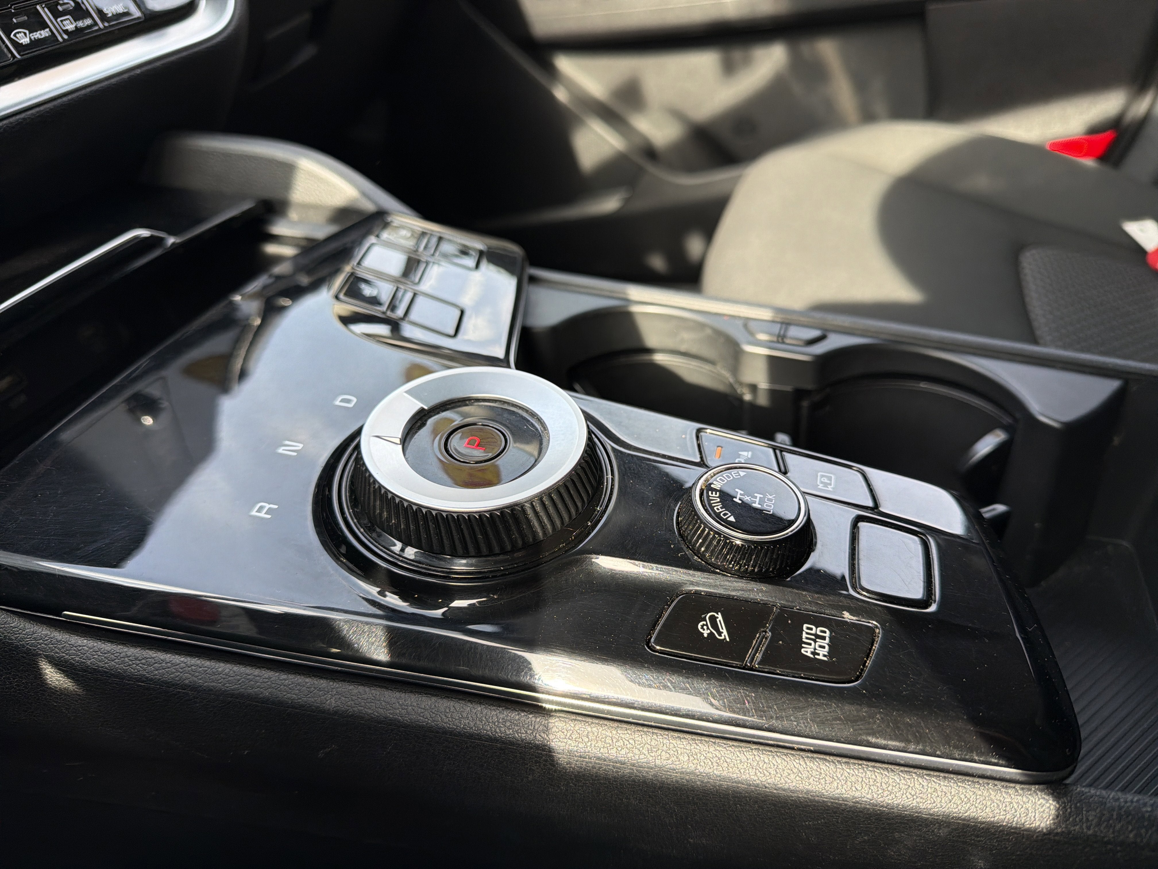 2024 Kia Sportage Hybrid LX