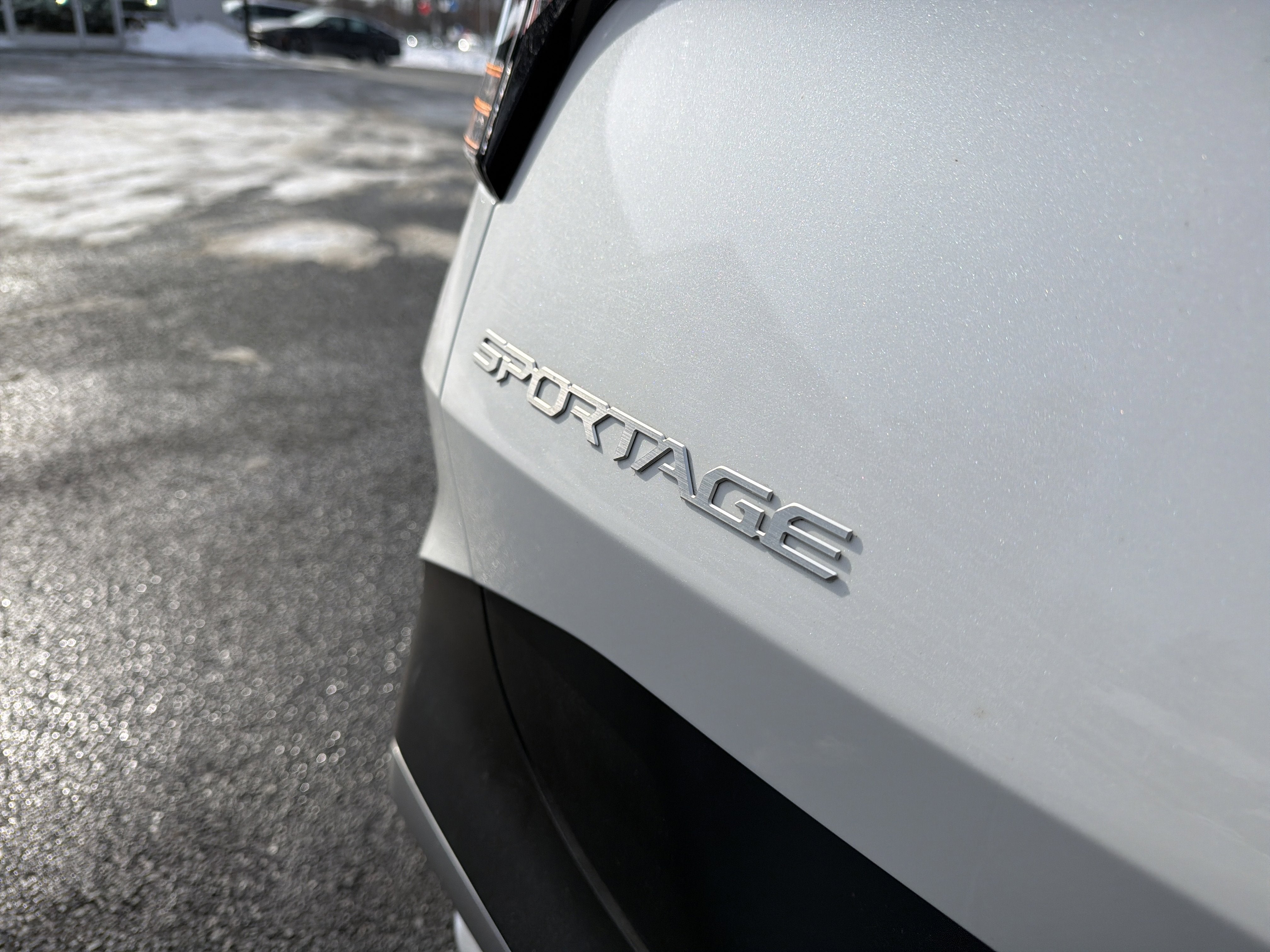 2024 Kia Sportage Hybrid LX