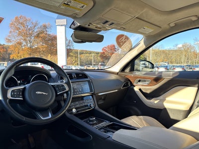 2020 Jaguar F-PACE 25t Prestige