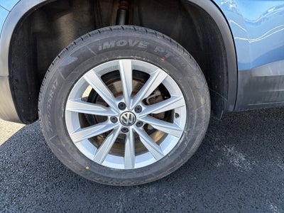 2017 Volkswagen Tiguan Limited 2.0T S 4Motion