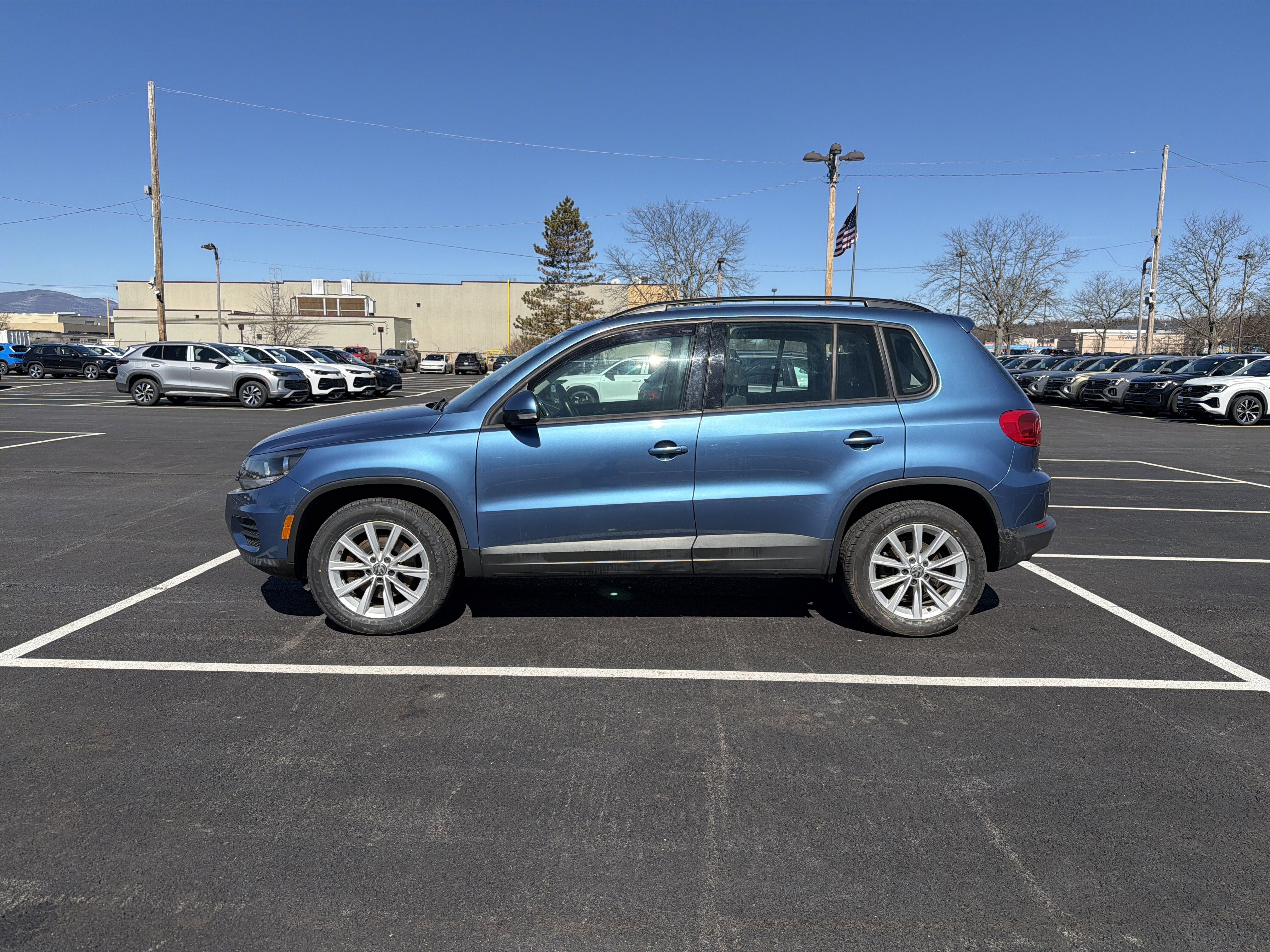 2017 Volkswagen Tiguan Limited 2.0T S 4Motion