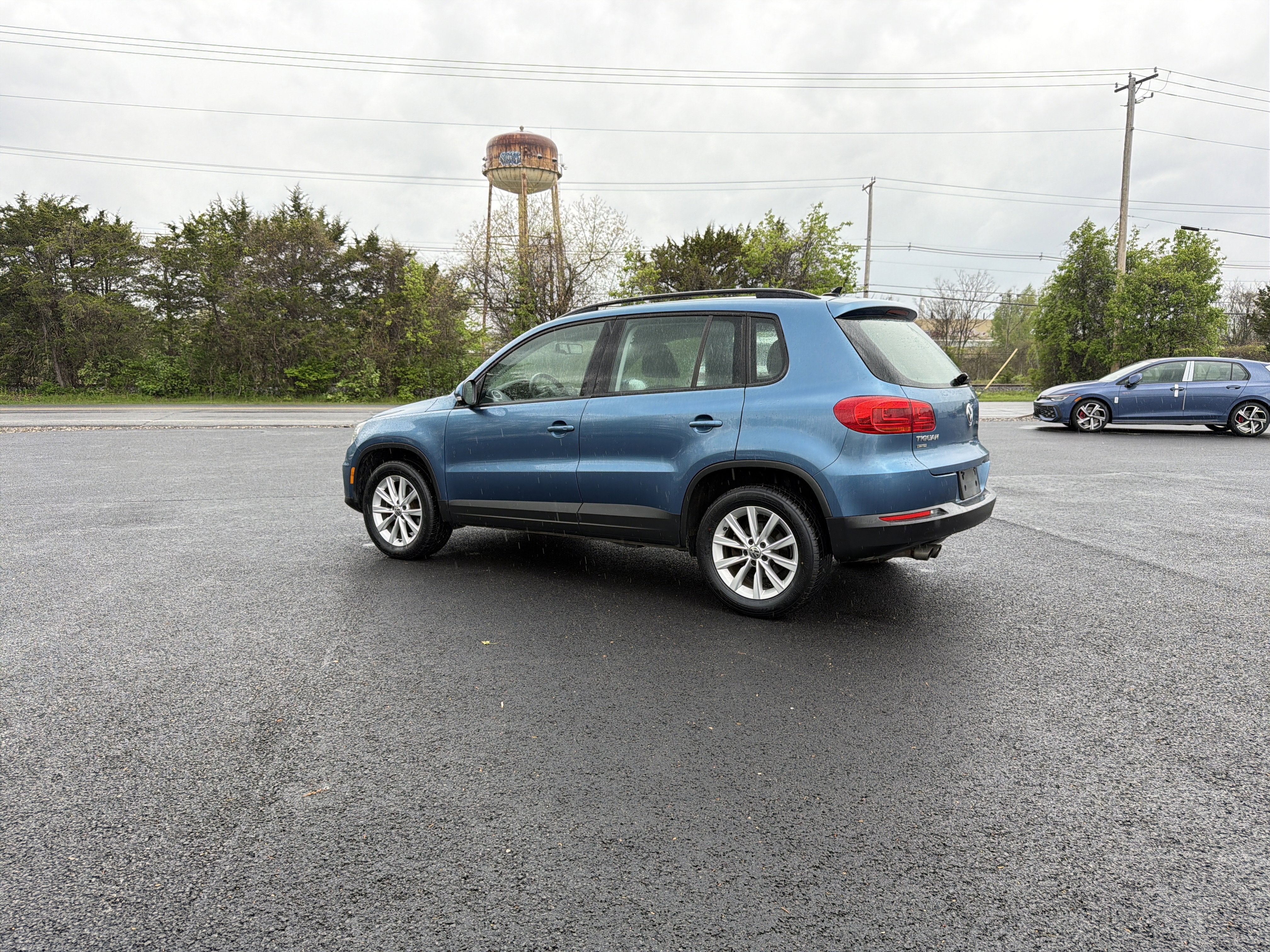 2017 Volkswagen Tiguan Limited 2.0T S 4Motion