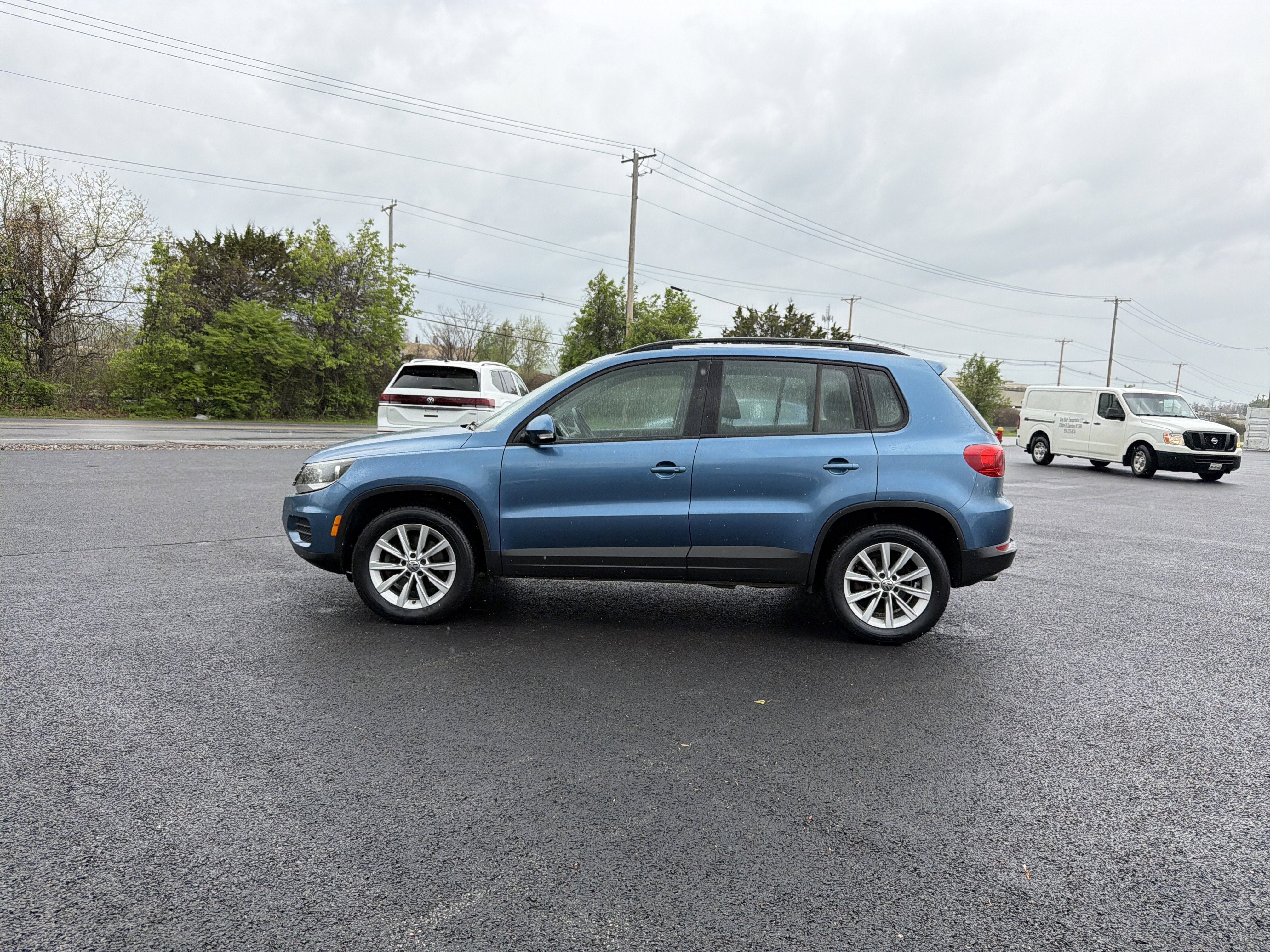 2017 Volkswagen Tiguan Limited 2.0T S 4Motion