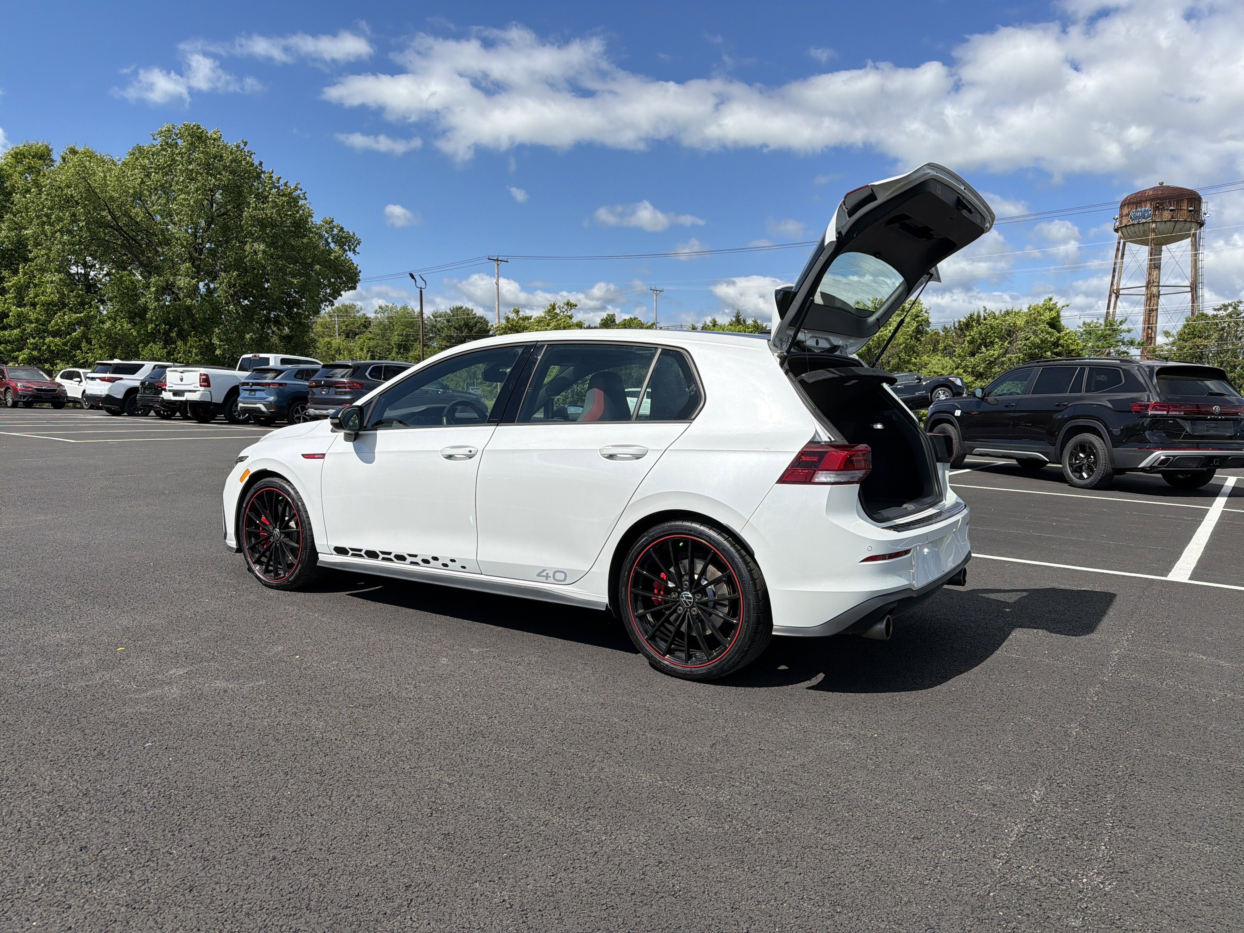 2023 Volkswagen Golf GTI 2.0T 40th Anniversary Edition