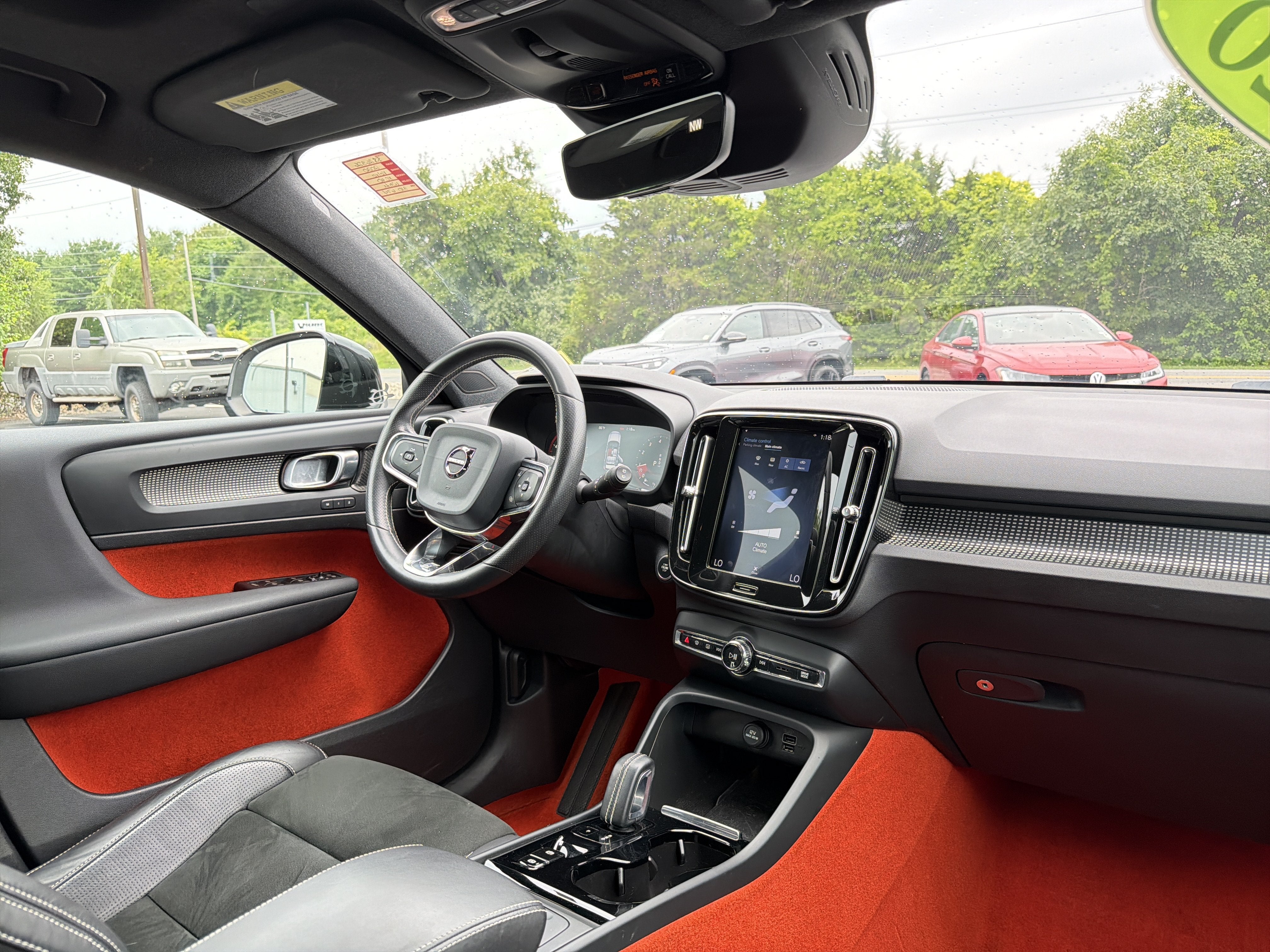 2020 Volvo XC40 R-Design