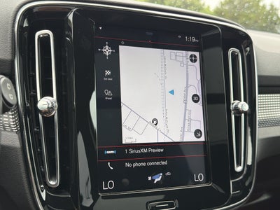 2020 Volvo XC40 R-Design