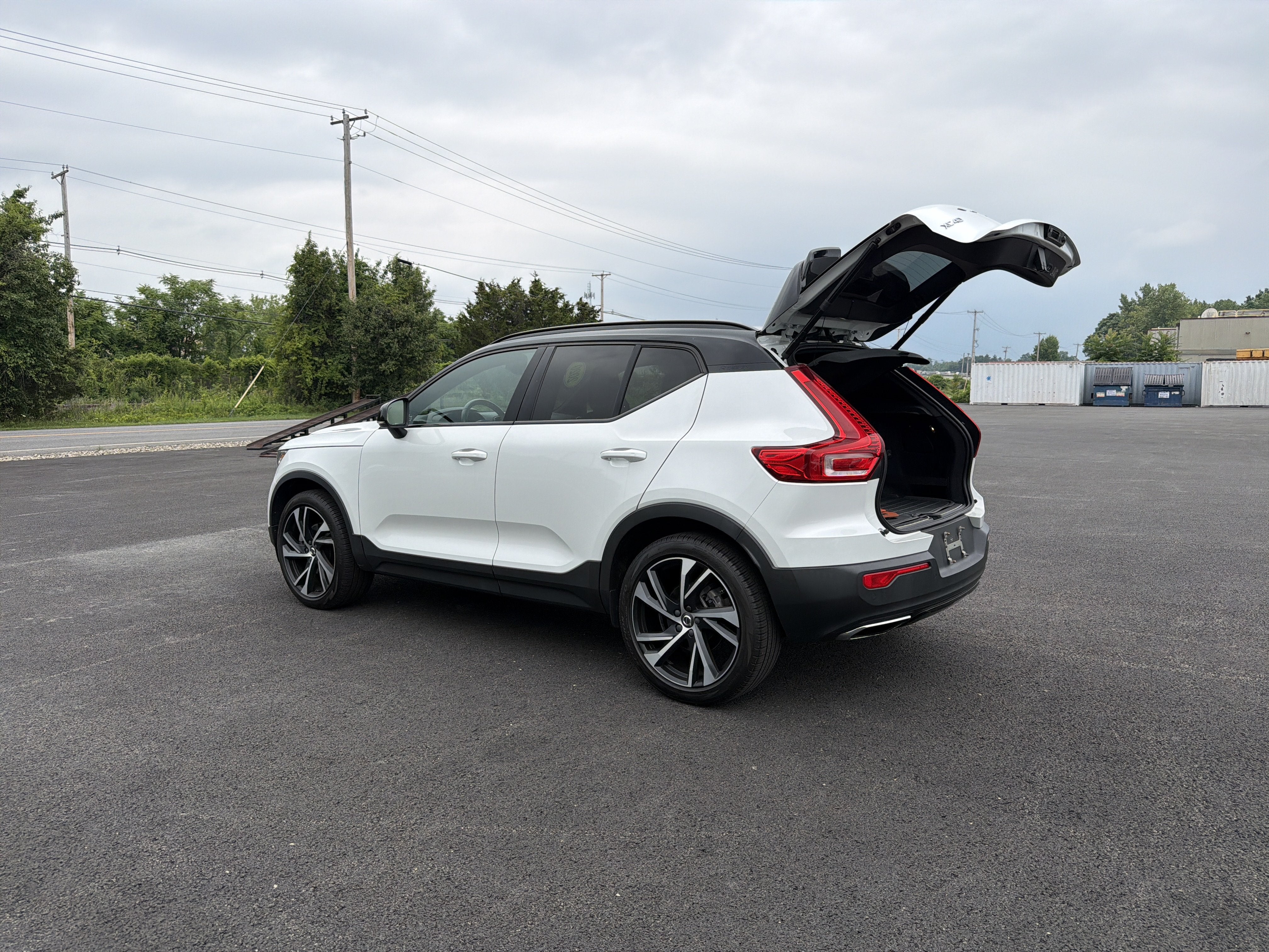 2020 Volvo XC40 R-Design