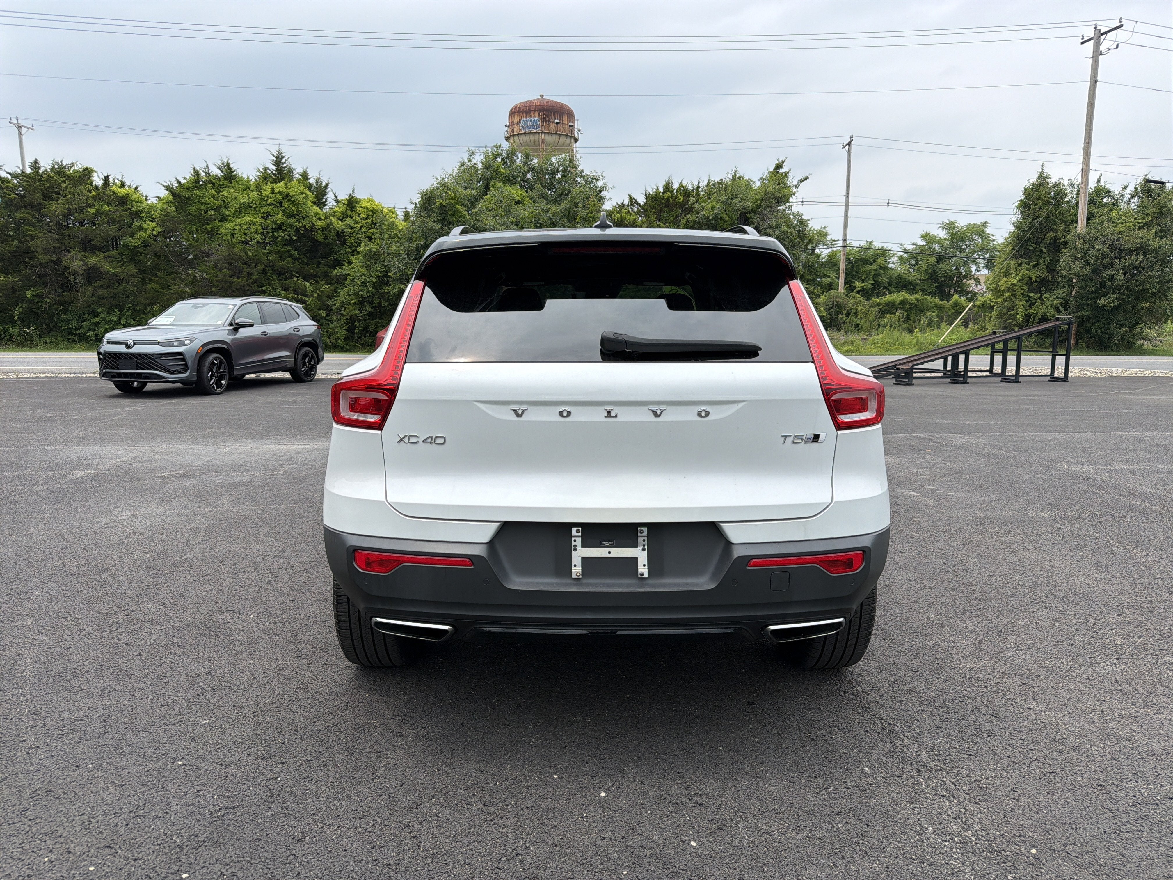 2020 Volvo XC40 R-Design