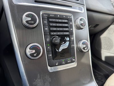 2016 Volvo XC60 T6 Drive-E