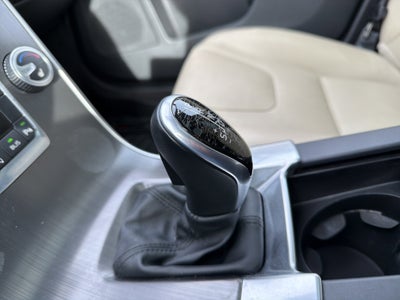 2016 Volvo XC60 T6 Drive-E