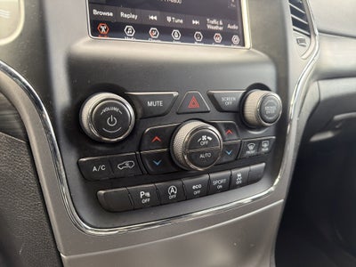 2019 Jeep Grand Cherokee Laredo E