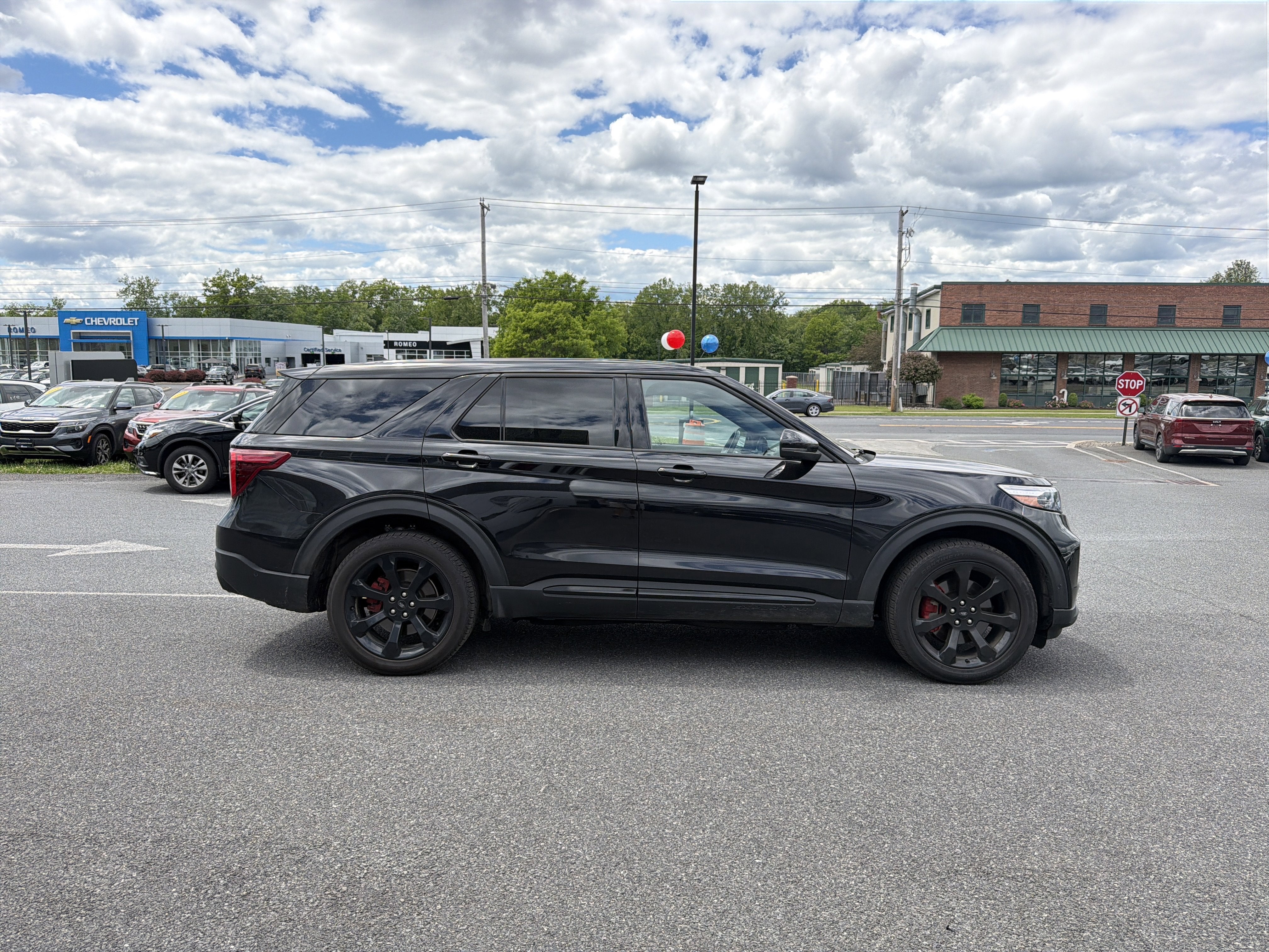 2022 Ford Explorer ST