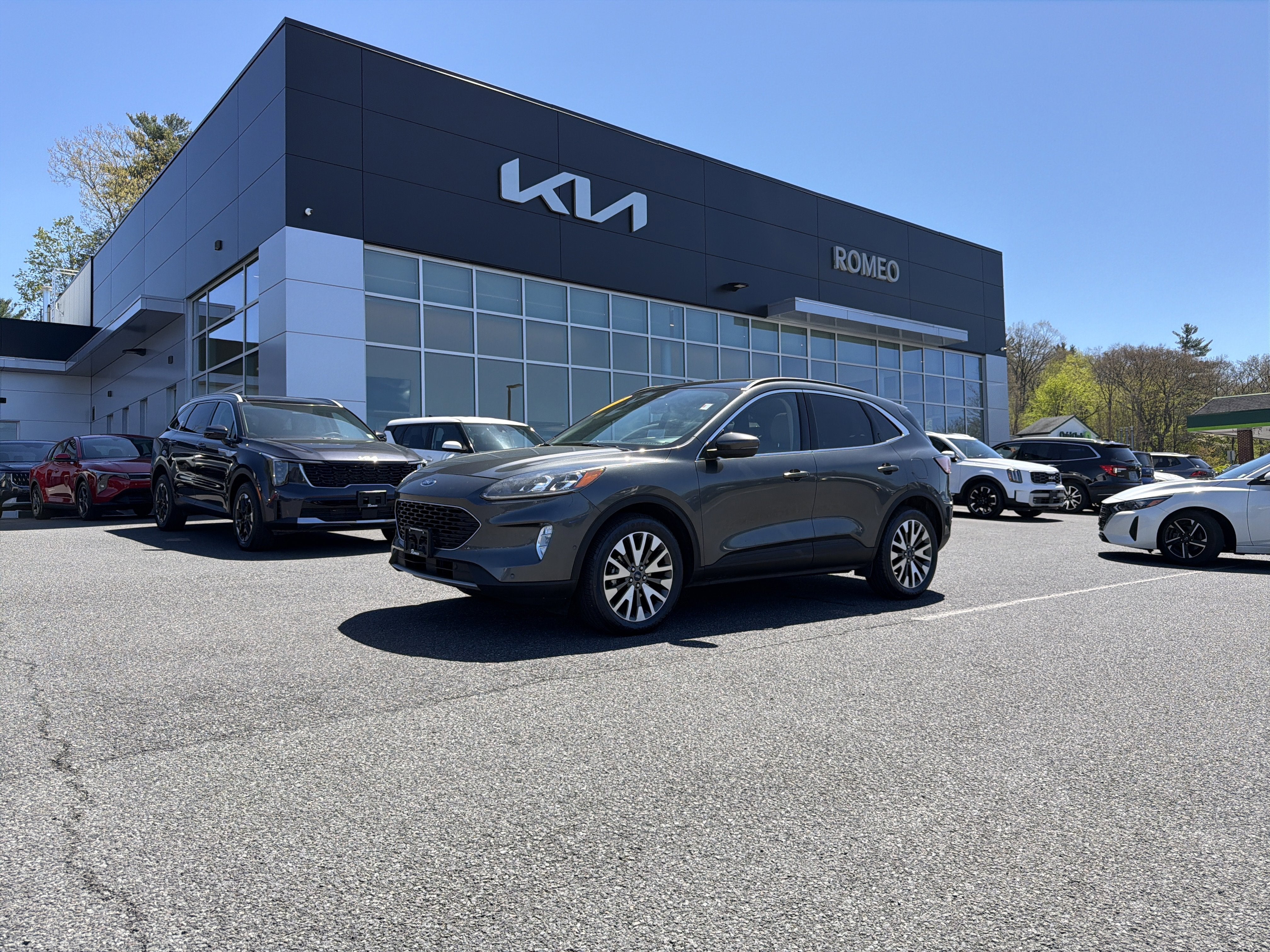 2020 Ford Escape Titanium