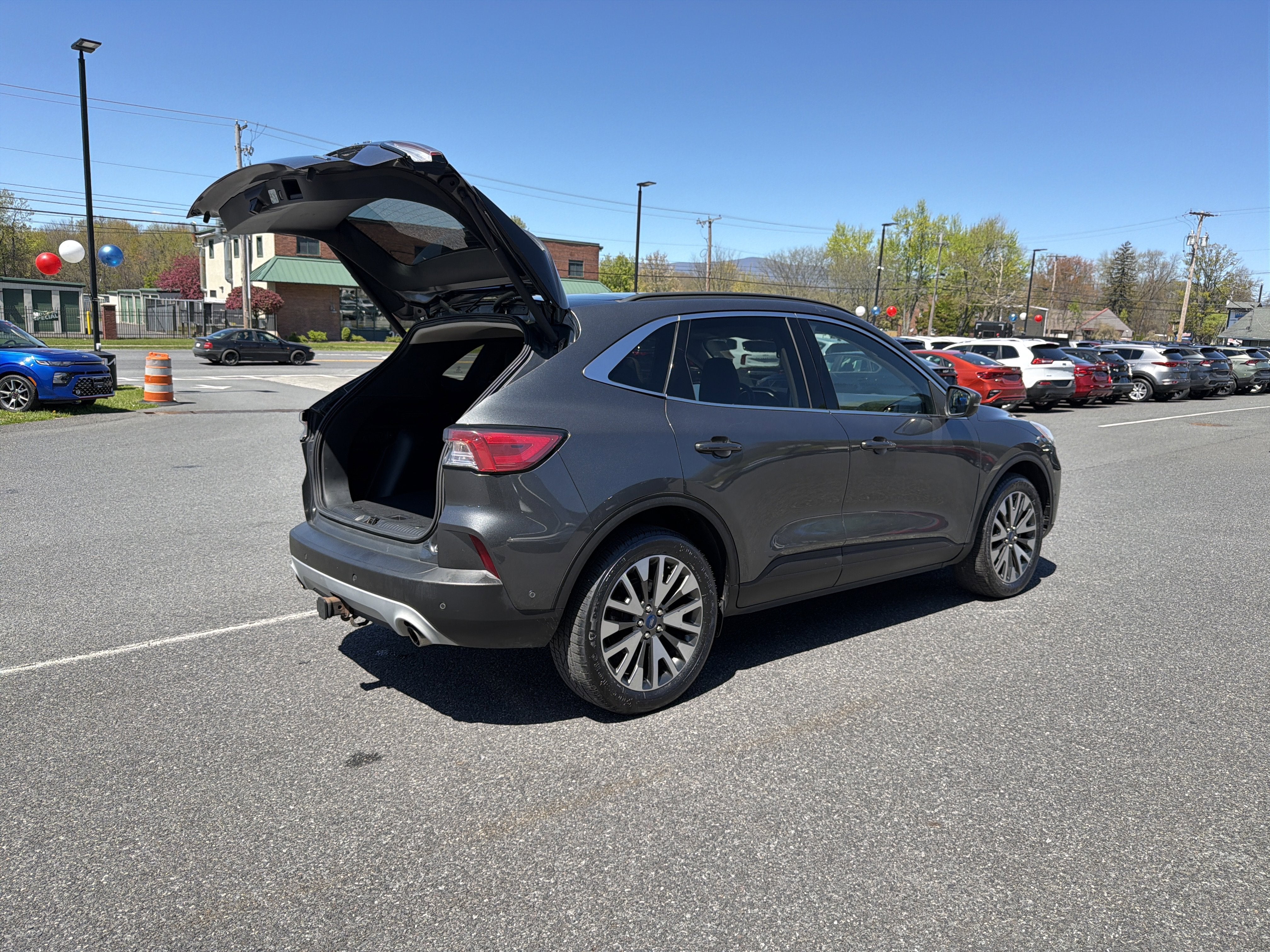2020 Ford Escape Titanium