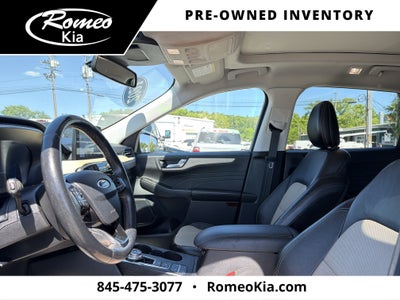 2021 Ford Escape Titanium