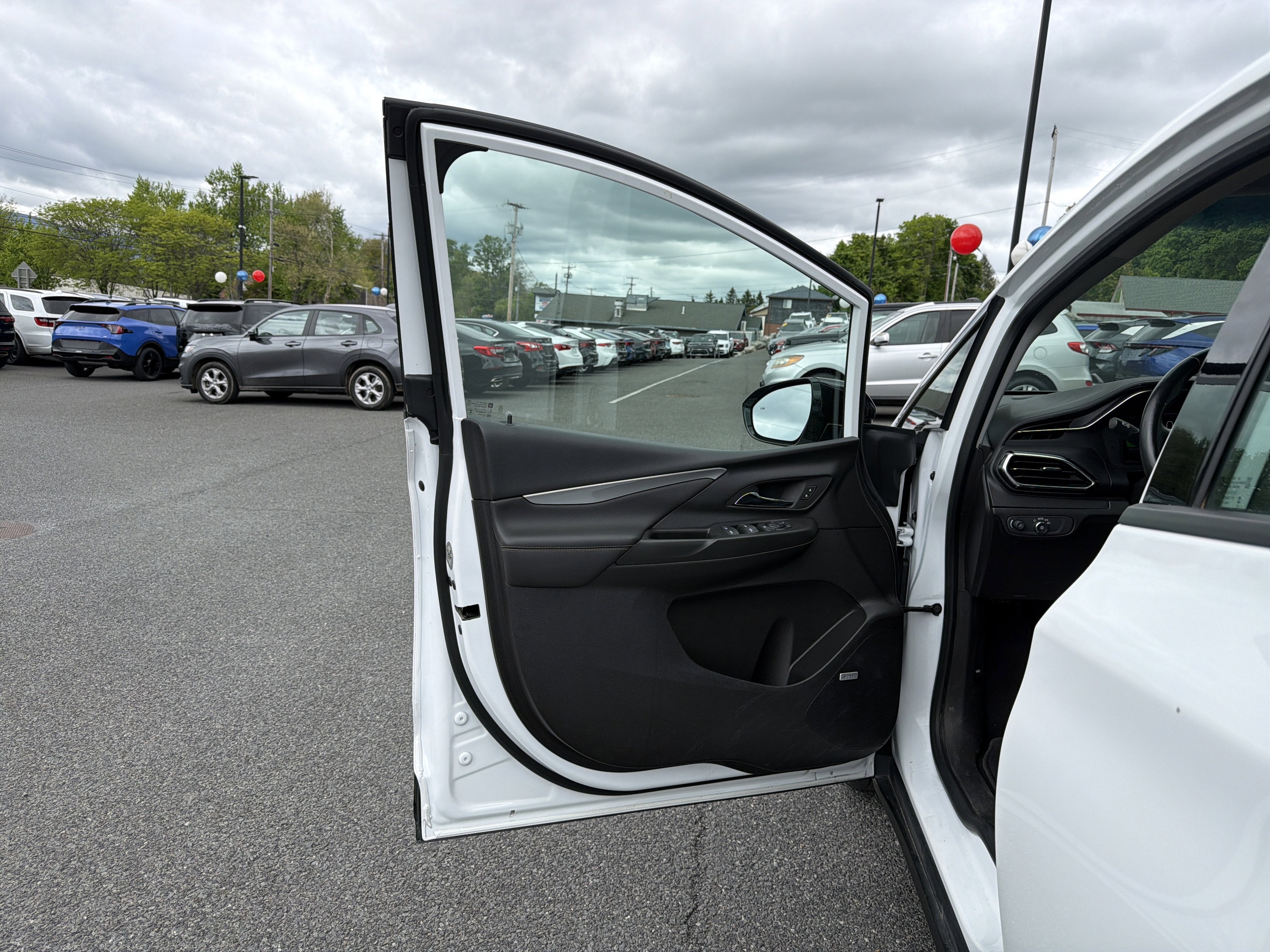 2023 Chevrolet Bolt EV 2LT