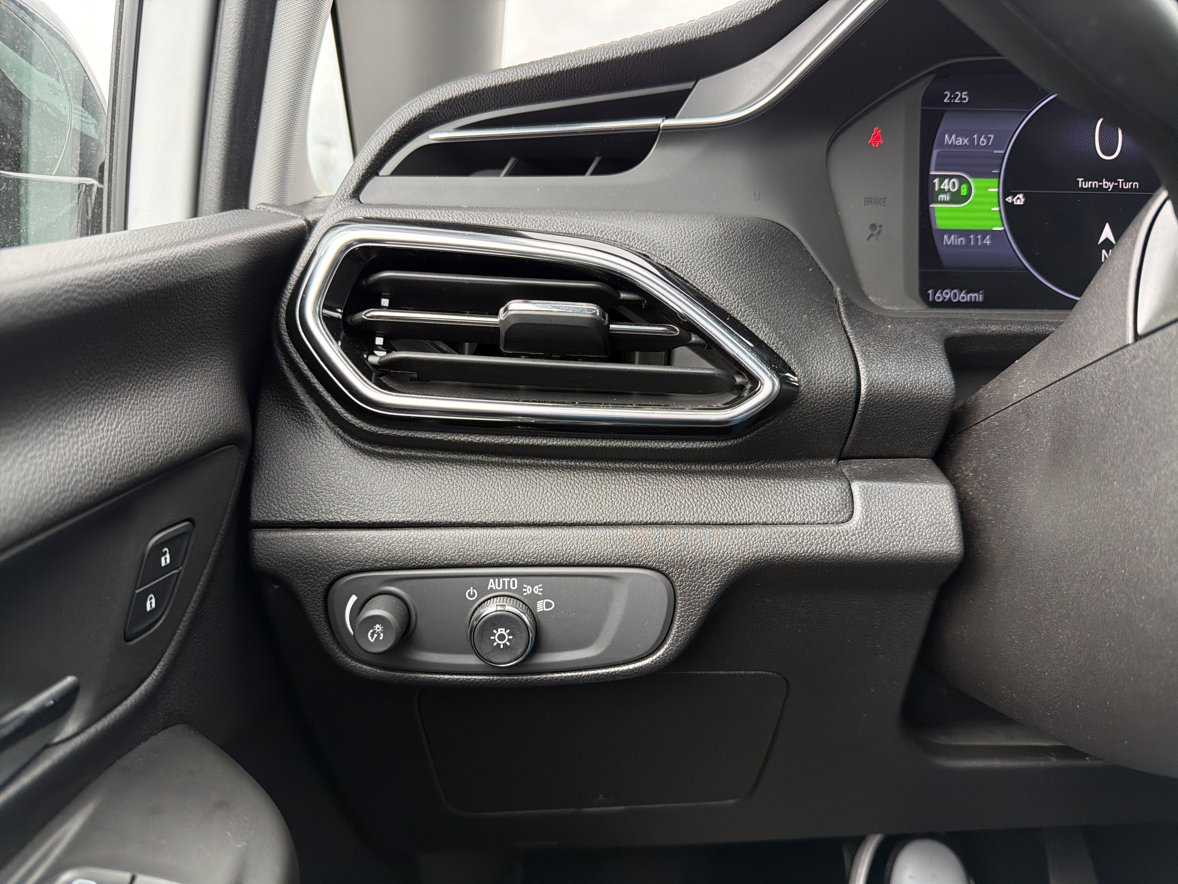 2023 Chevrolet Bolt EV 2LT