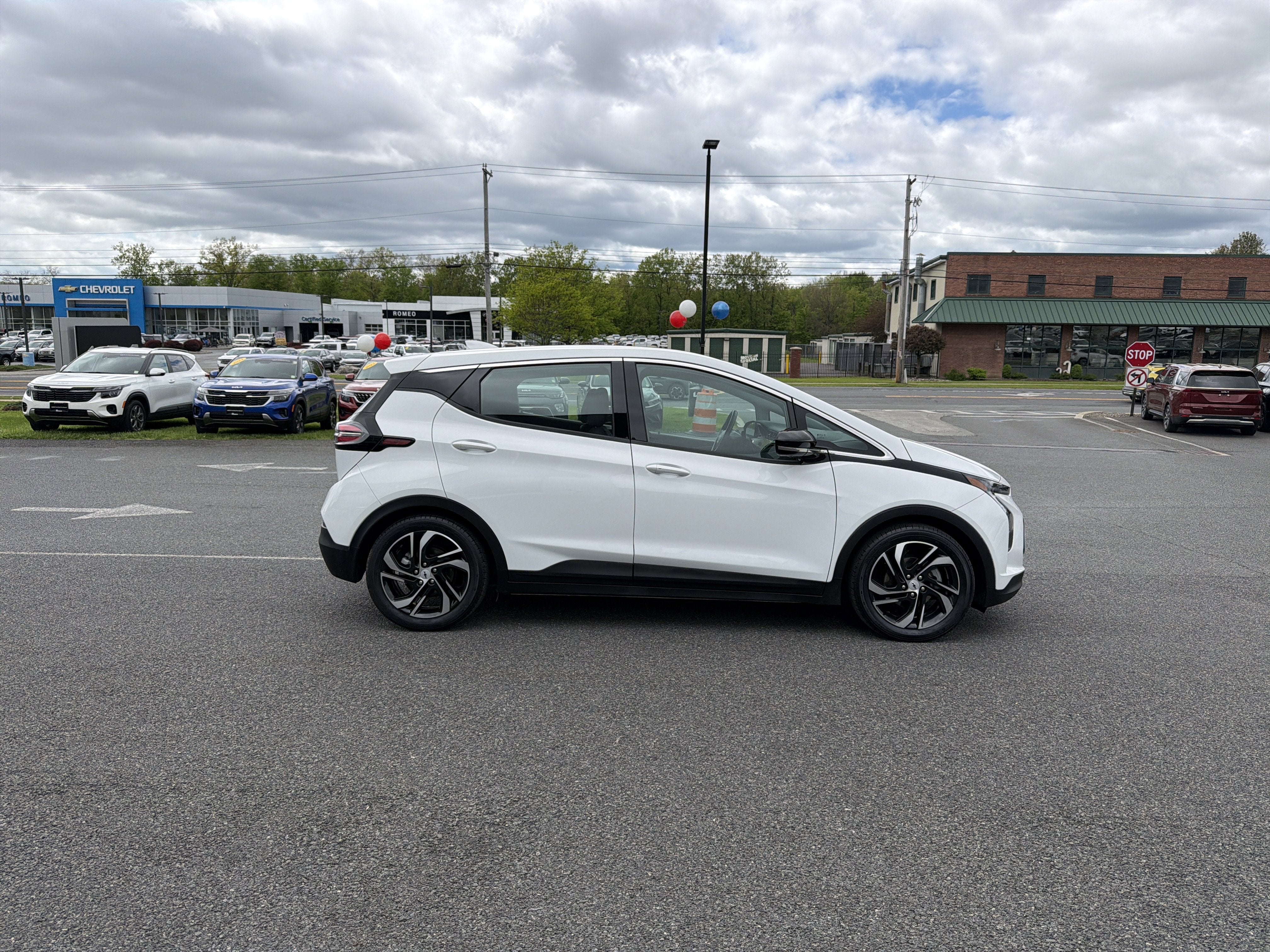 2023 Chevrolet Bolt EV 2LT