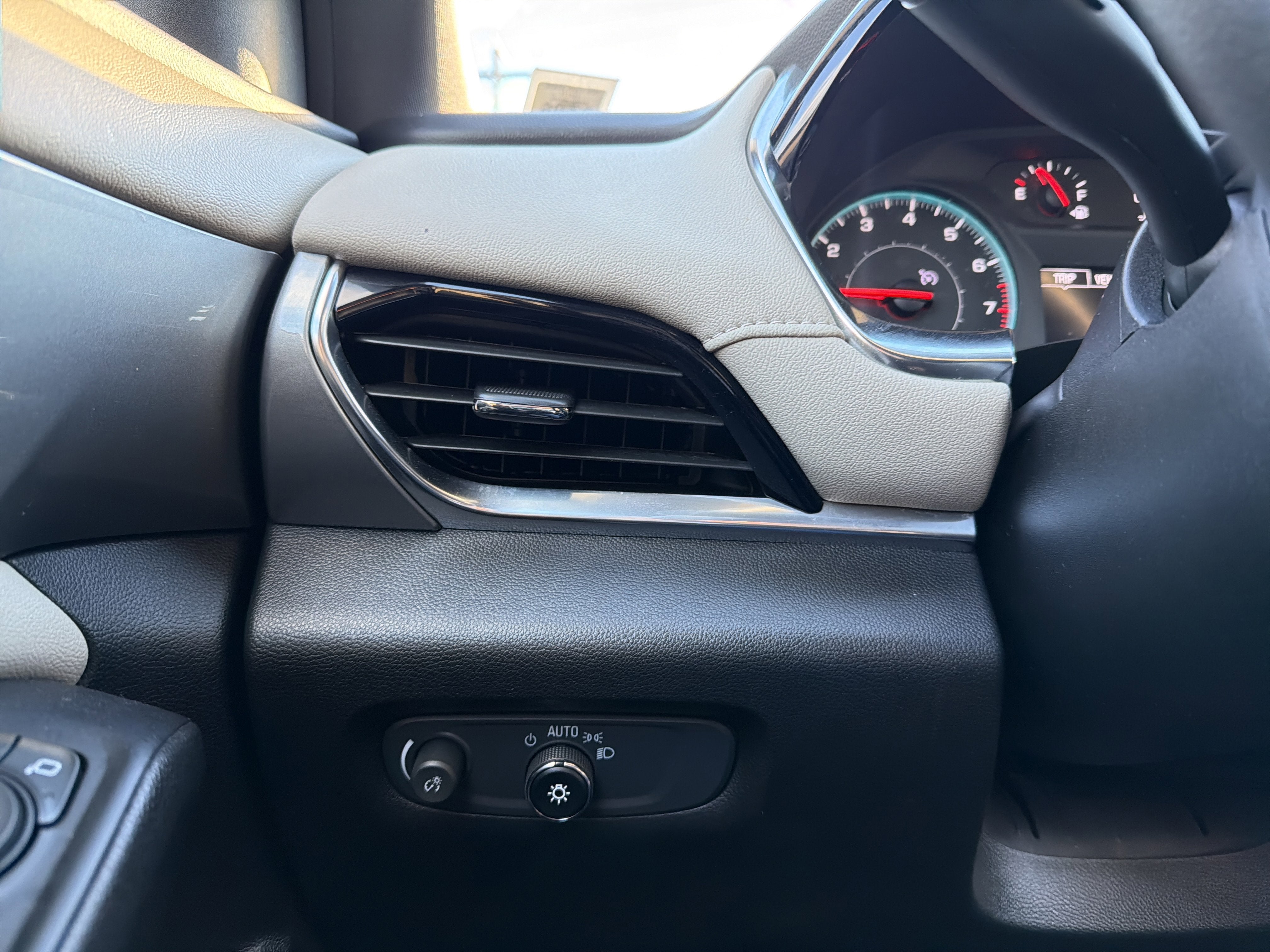 2024 Chevrolet Traverse Limited LS