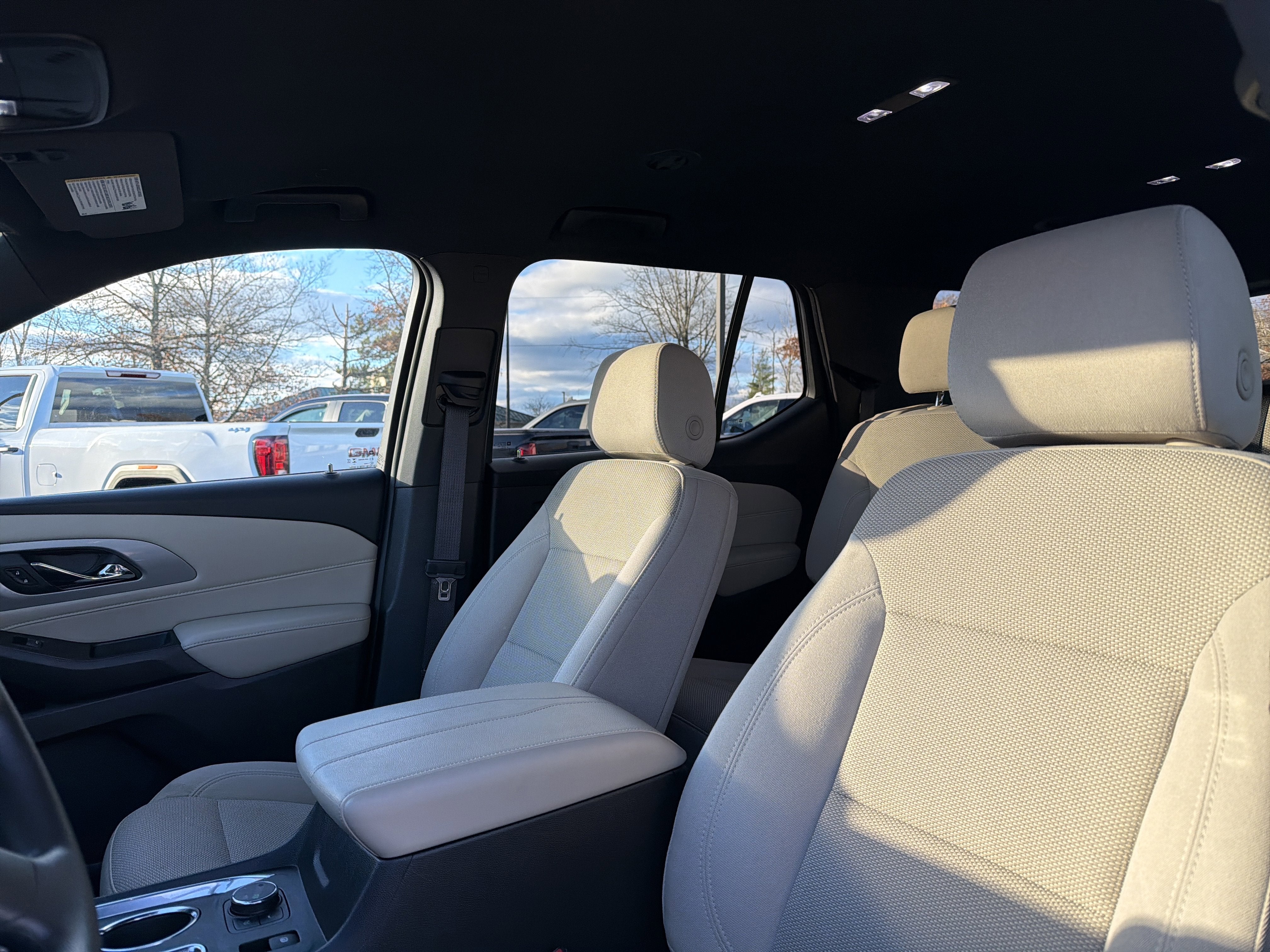 2024 Chevrolet Traverse Limited LS