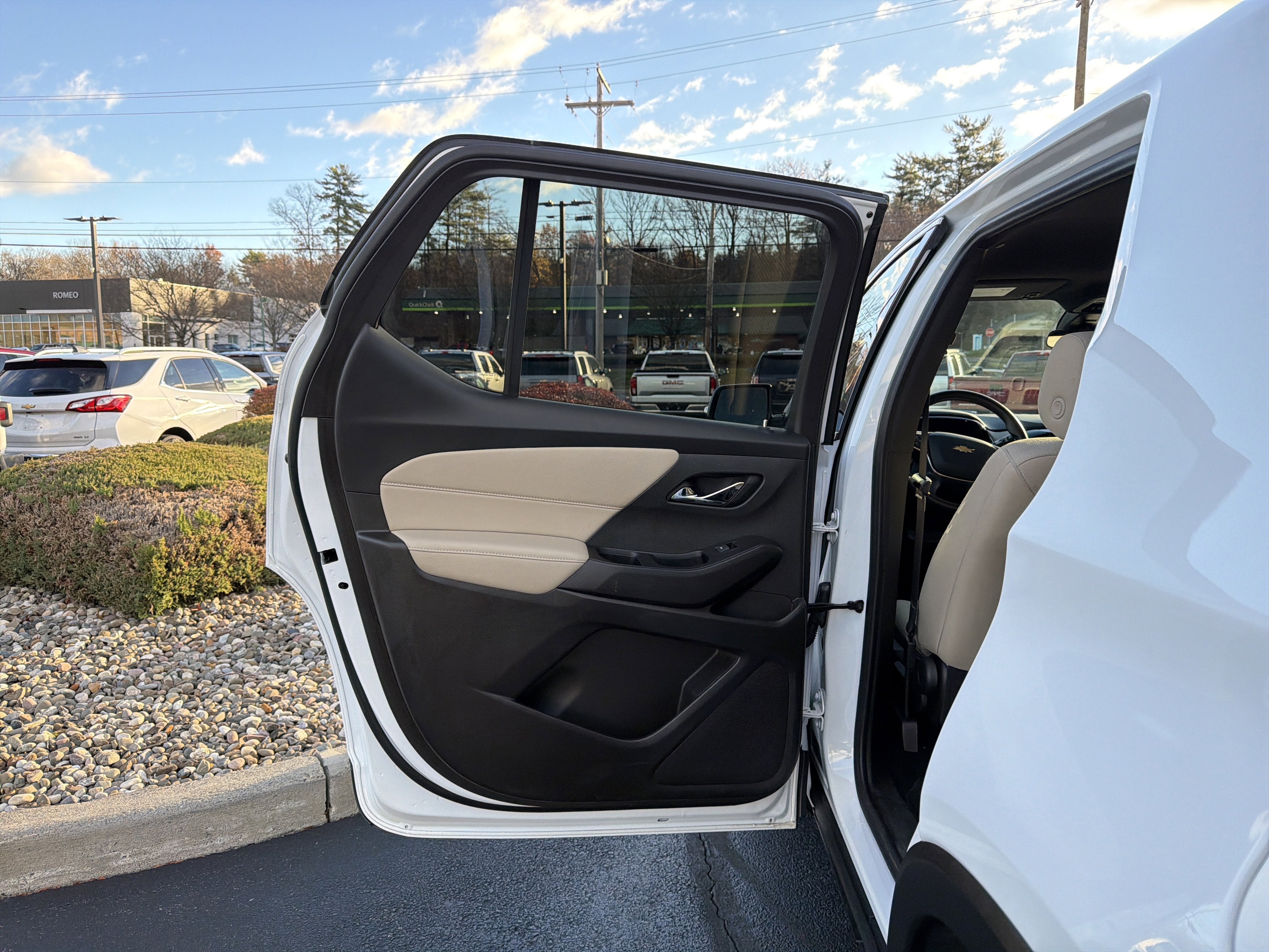 2024 Chevrolet Traverse Limited LS