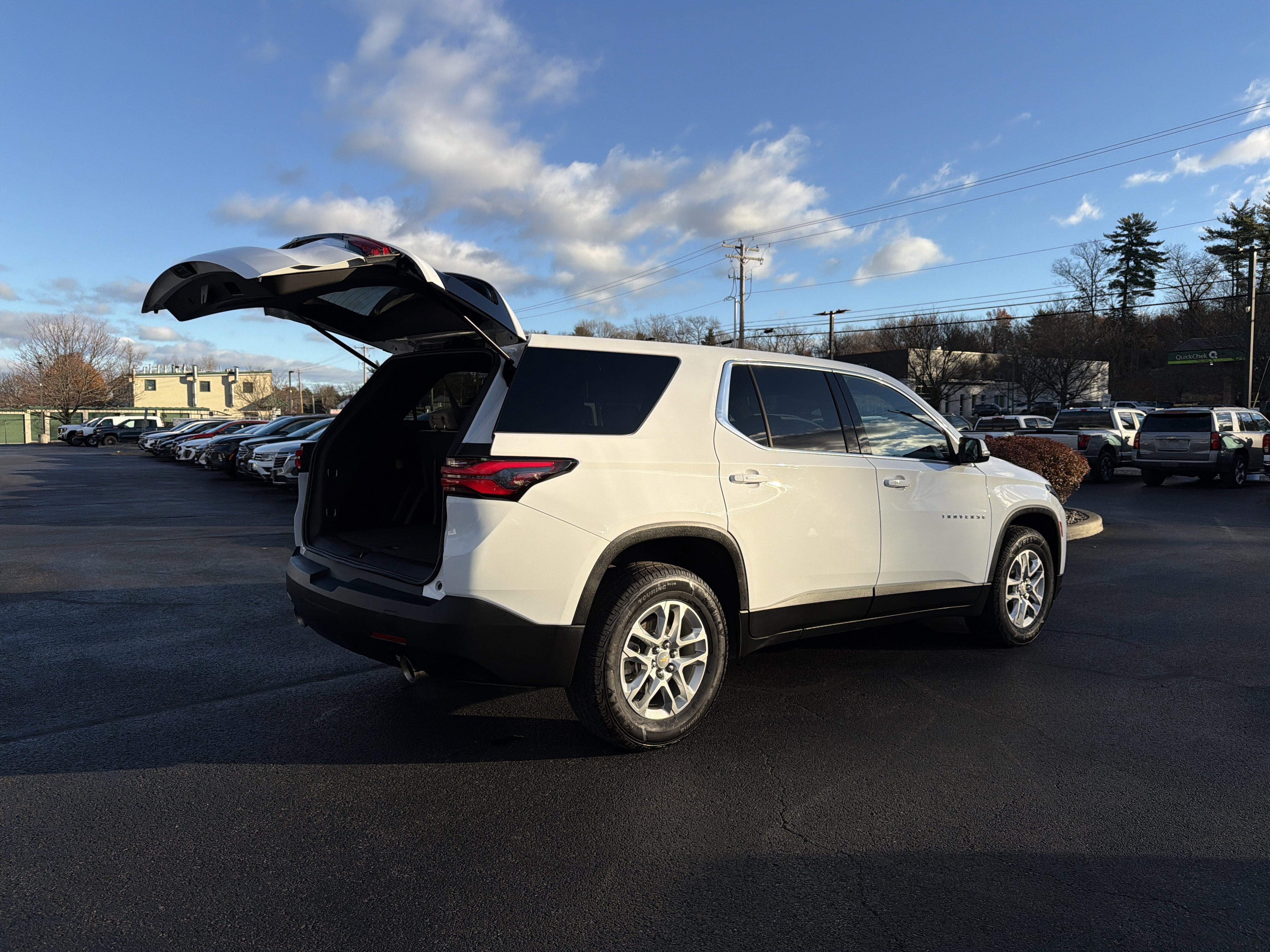 2024 Chevrolet Traverse Limited LS