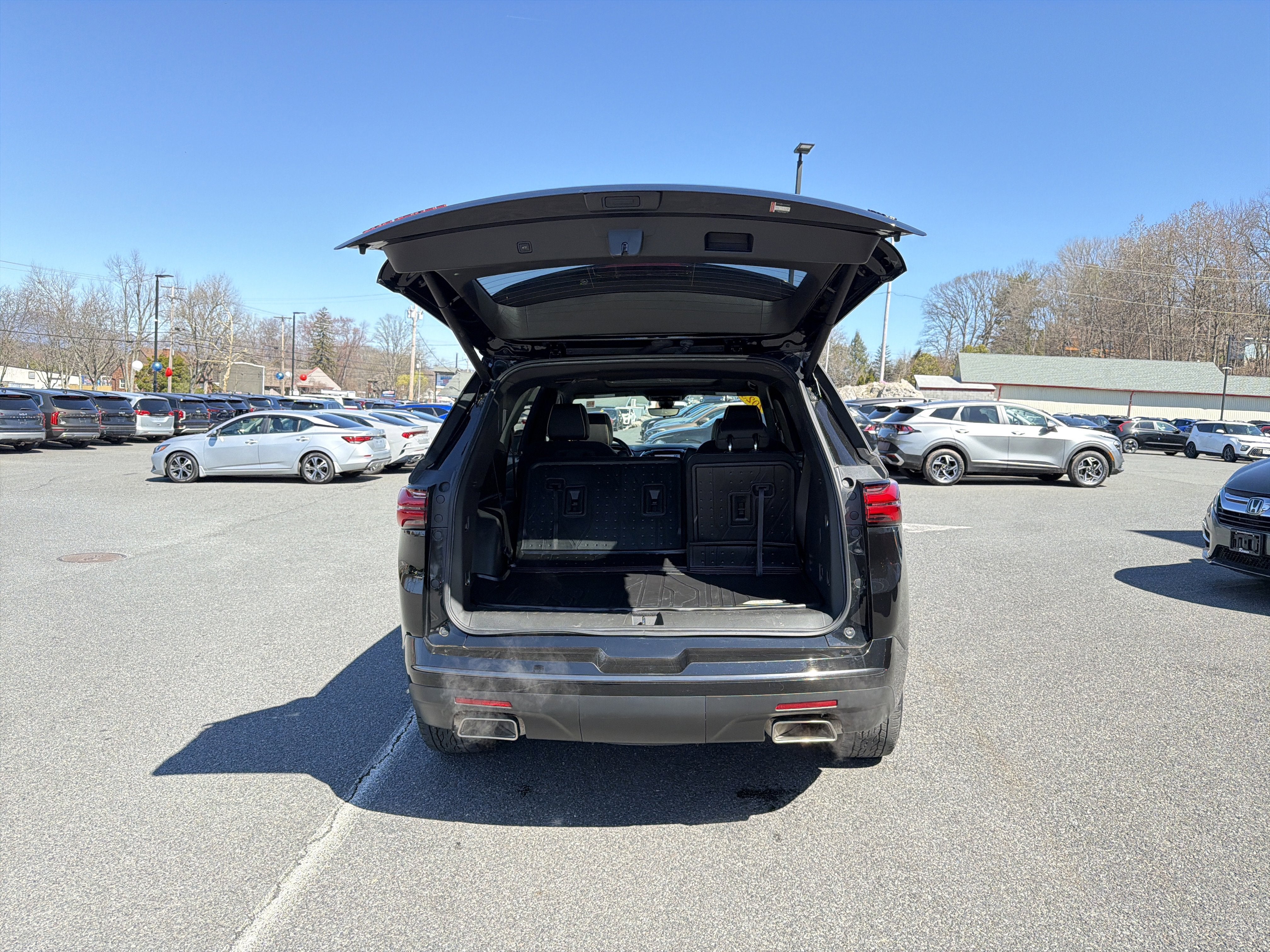 2023 Chevrolet Traverse Premier