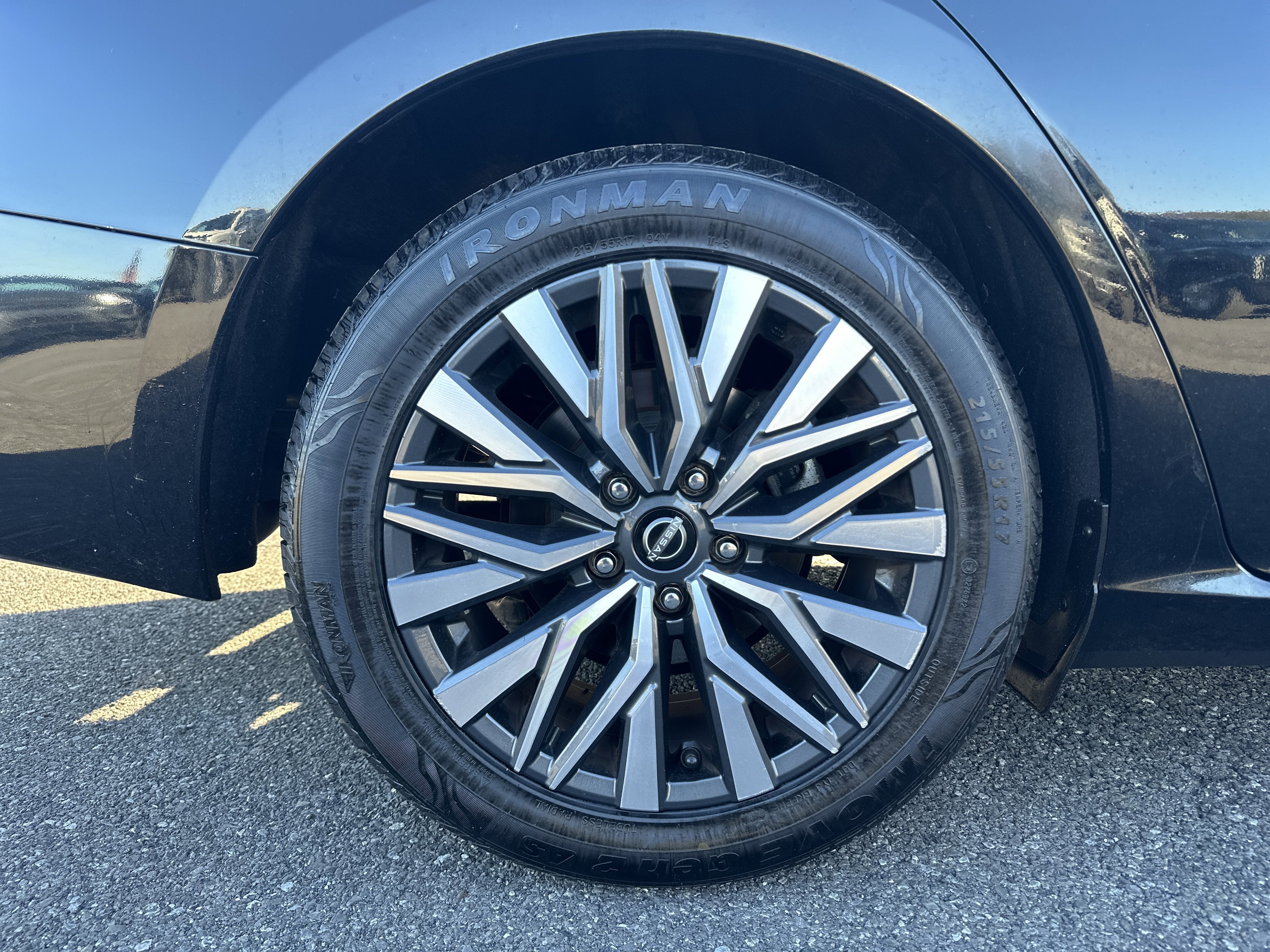 2023 Nissan Altima 2.5 SV