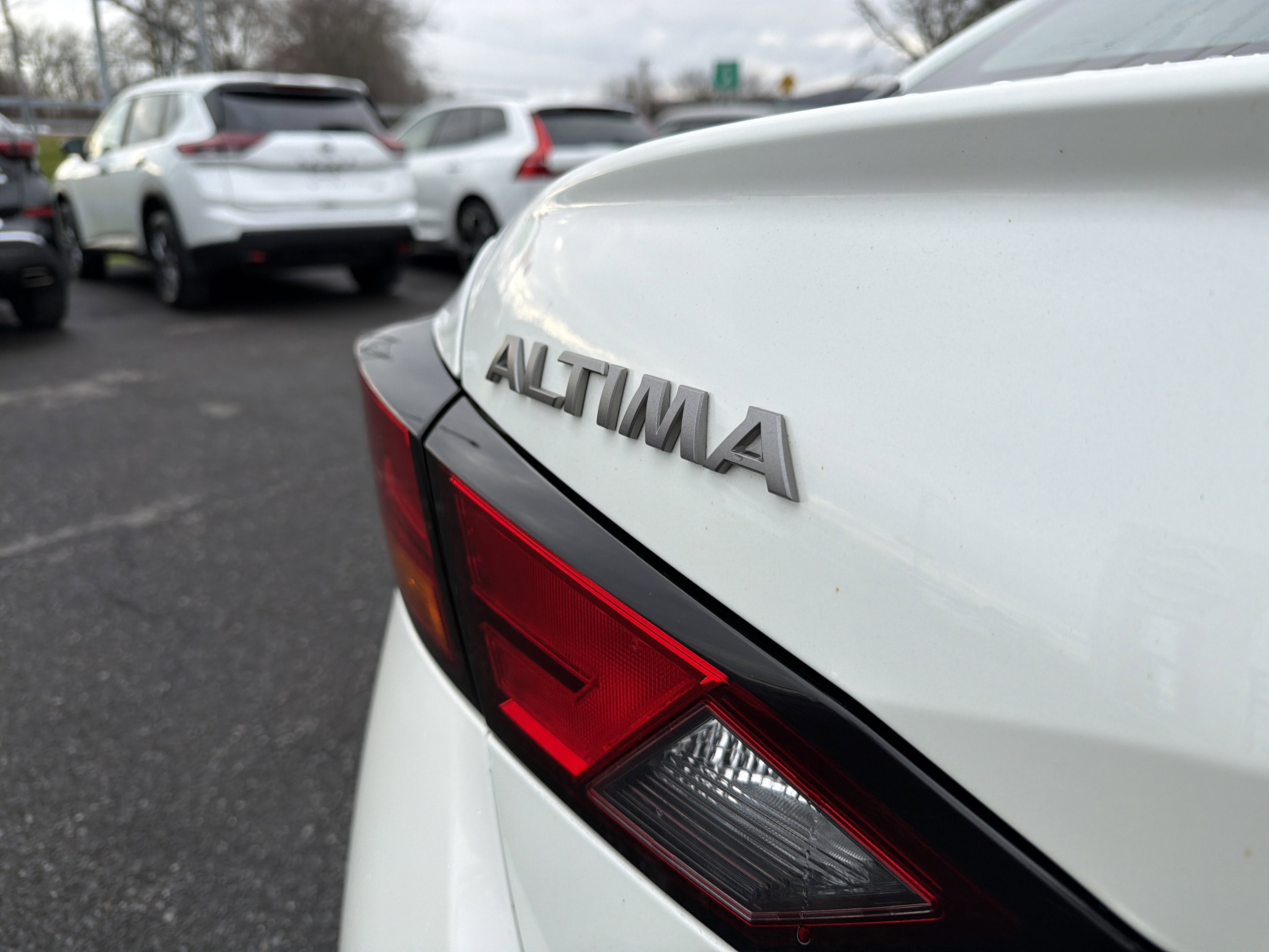 2023 Nissan Altima 2.5 SV